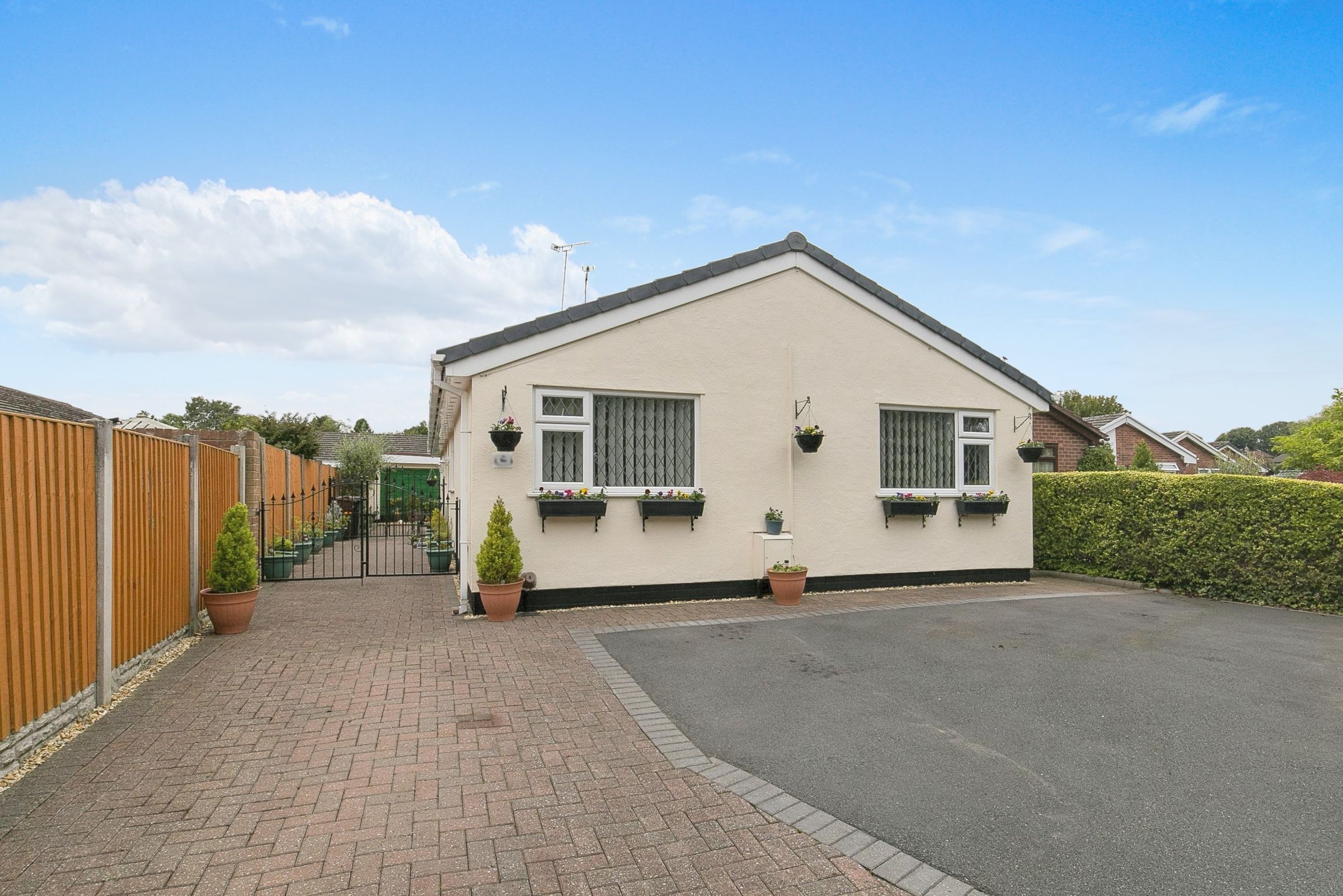 3 bed bungalow for sale in Daytona Drive, Northop Hall, Yr Wyddgrug