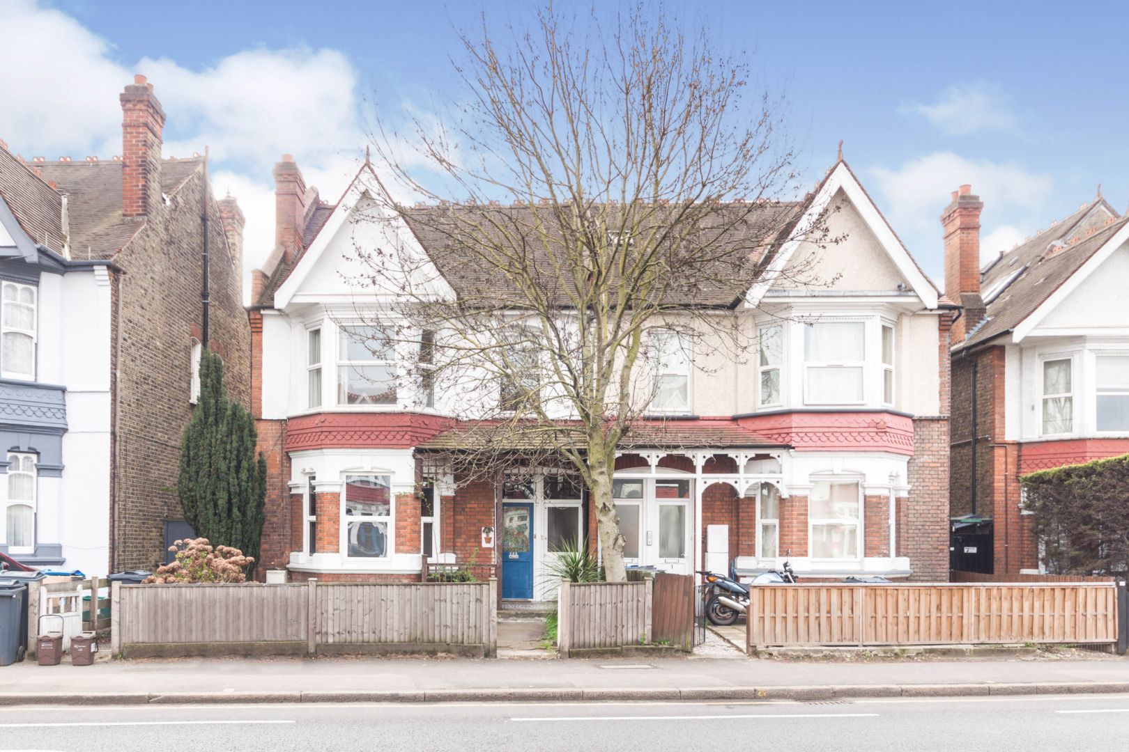 Worple Road, Raynes Park SW20  