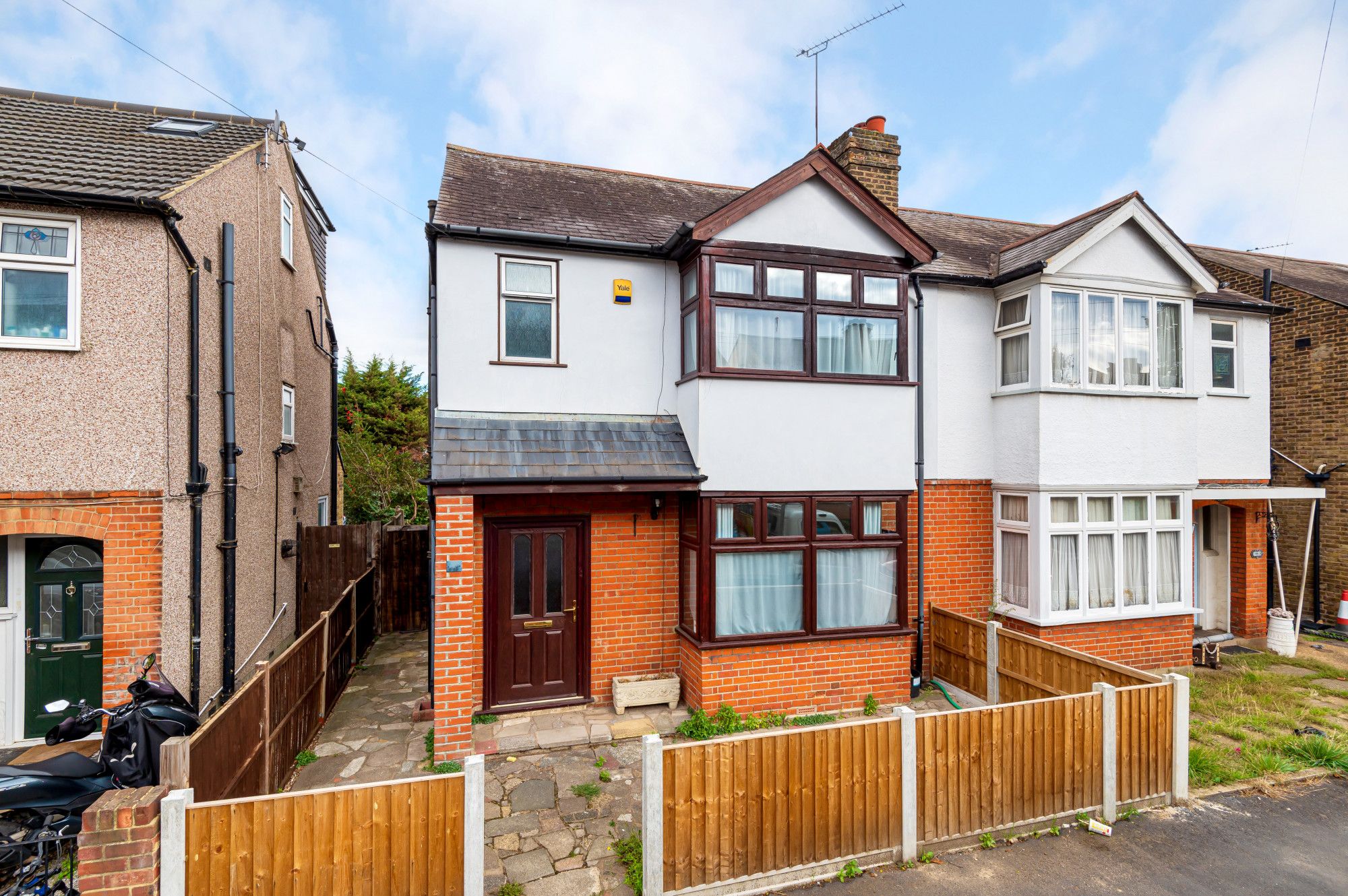 3 bed semidetached house for sale in Norfolk Road, Romford RM7 Zoopla