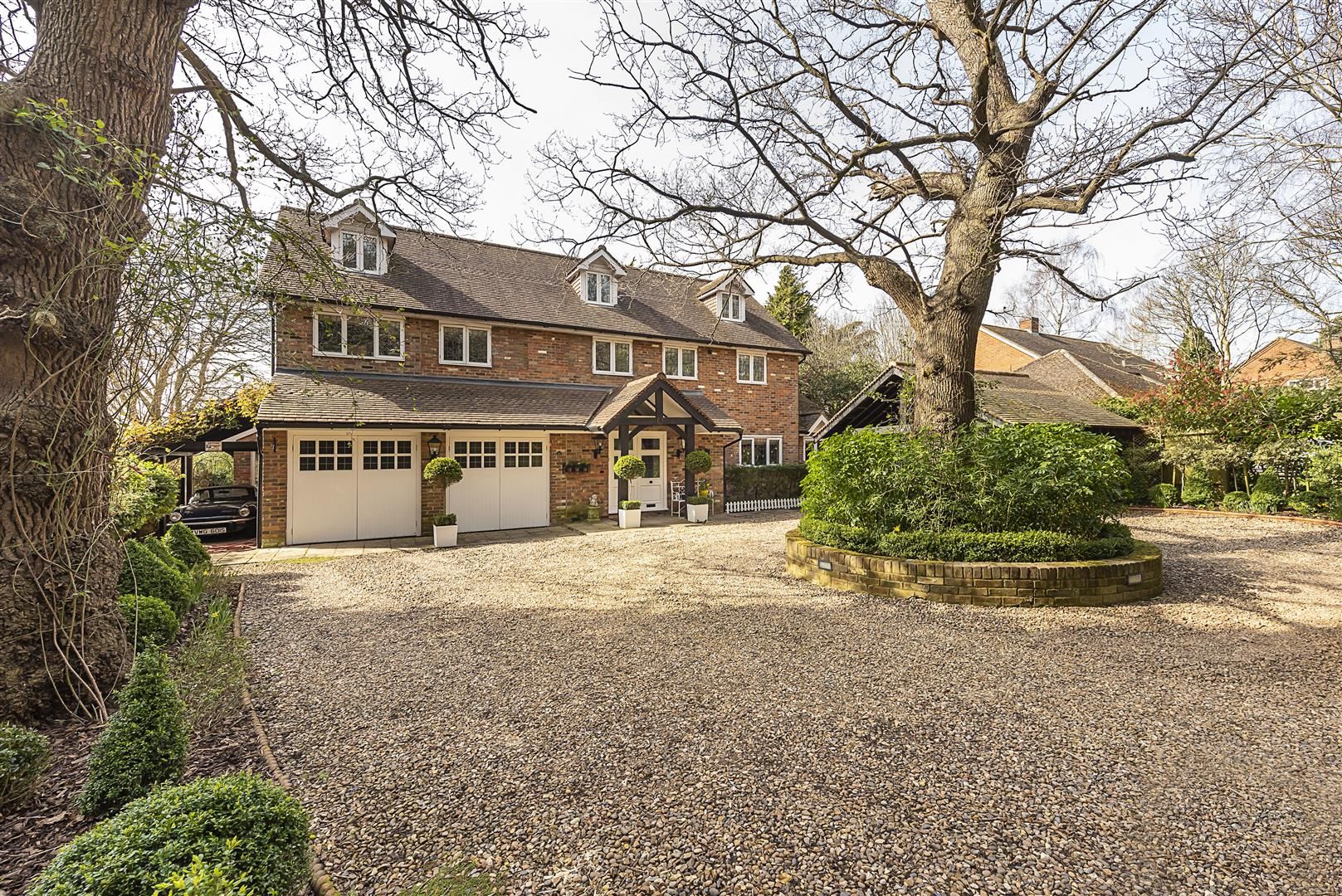 6 bed detached house for sale in West Common Grove, Harpenden AL5 Zoopla