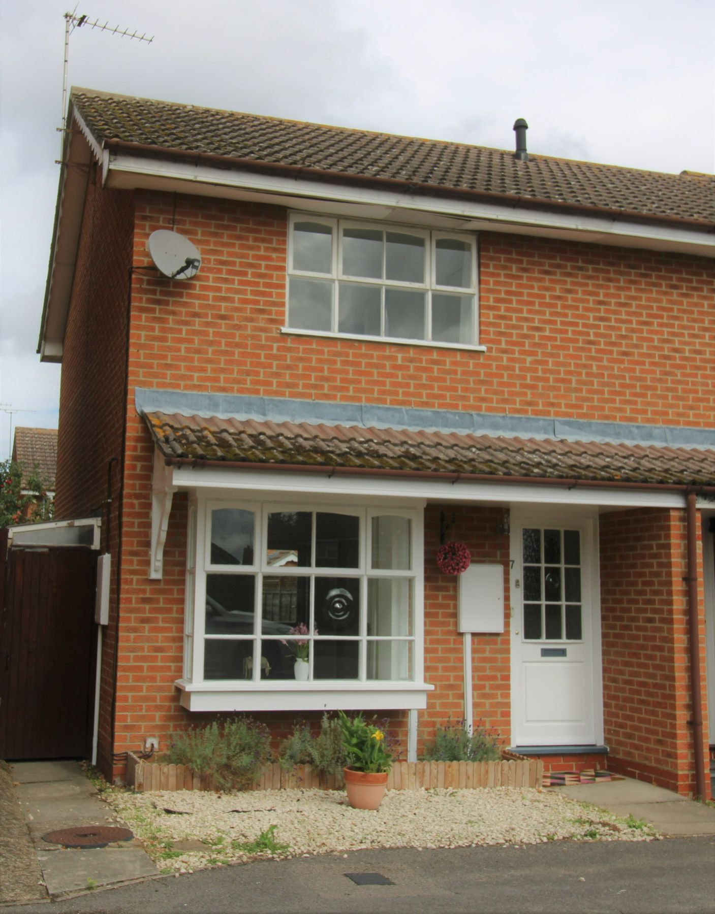 2 bed terraced house for sale in Vernon Close, Ottershaw, Chertsey KT16