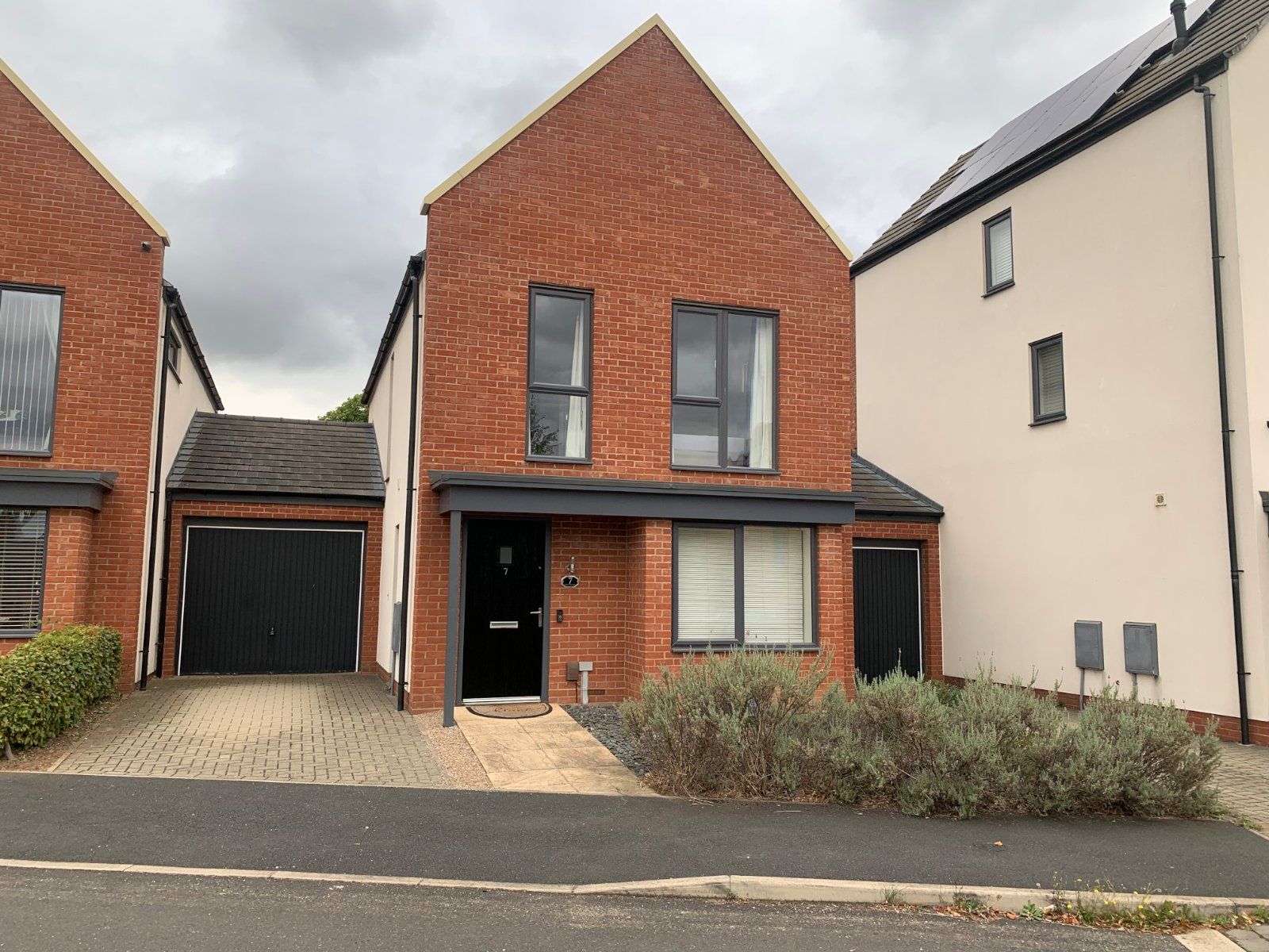 3 bed detached house to rent in Prince Drive, Derby, Derbyshire