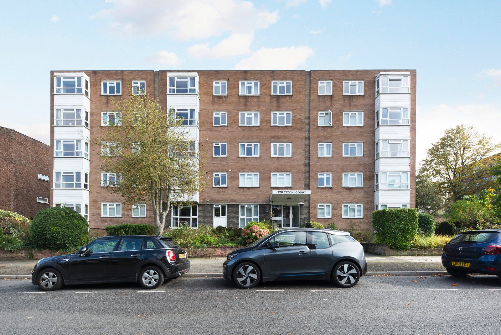 2 bed flat for sale in Stratton Court, 16 Adelaide Road, Surbiton KT6
