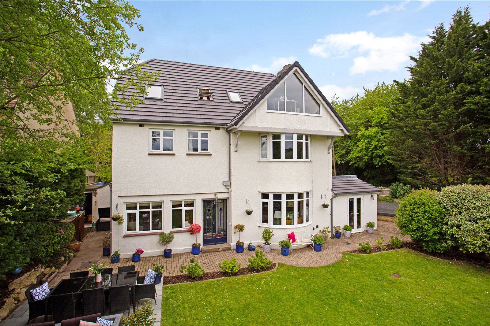 6 bed detached house to rent in Selsley Road, North Woodchester, Stroud
