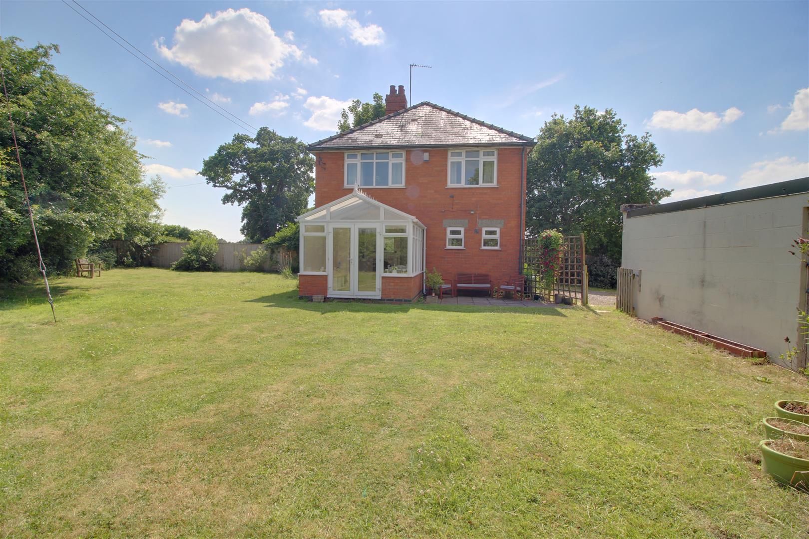 3 bed detached house for sale in Highleadon, Newent GL18 Zoopla