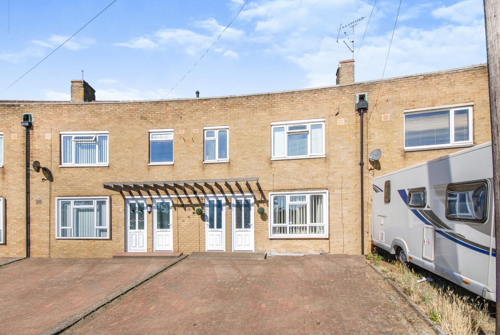 2 bed terraced house for sale in Park Crescent West, Northampton NN5
