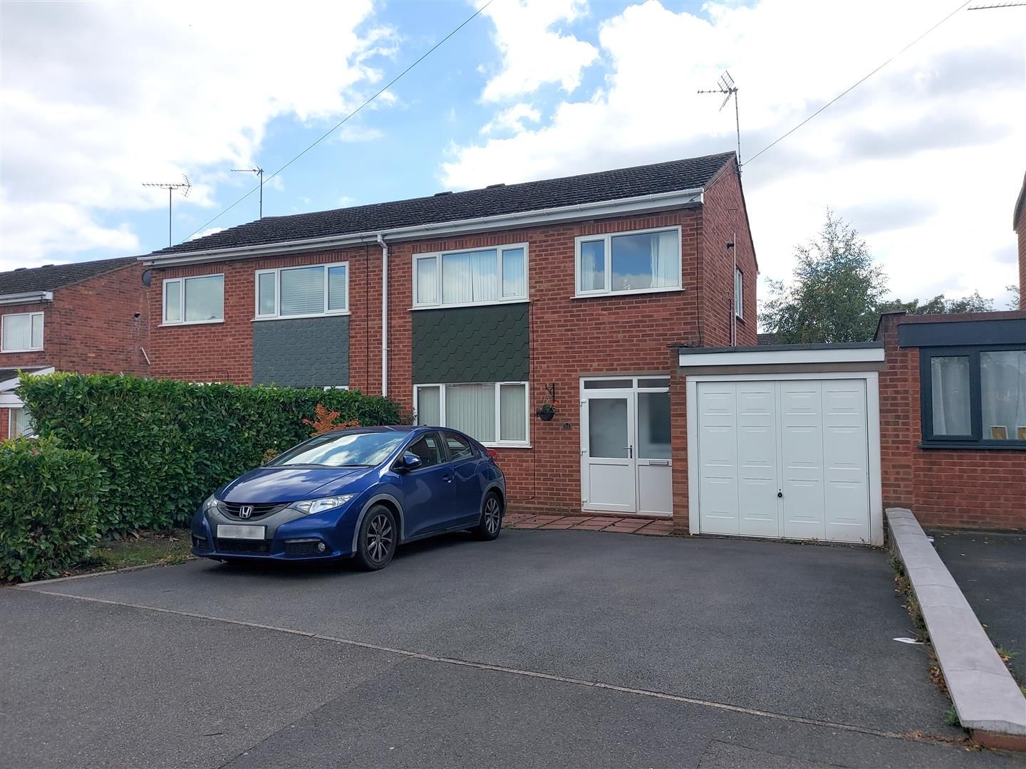 3 bed semidetached house for sale in Redstone Lane, StourportOn