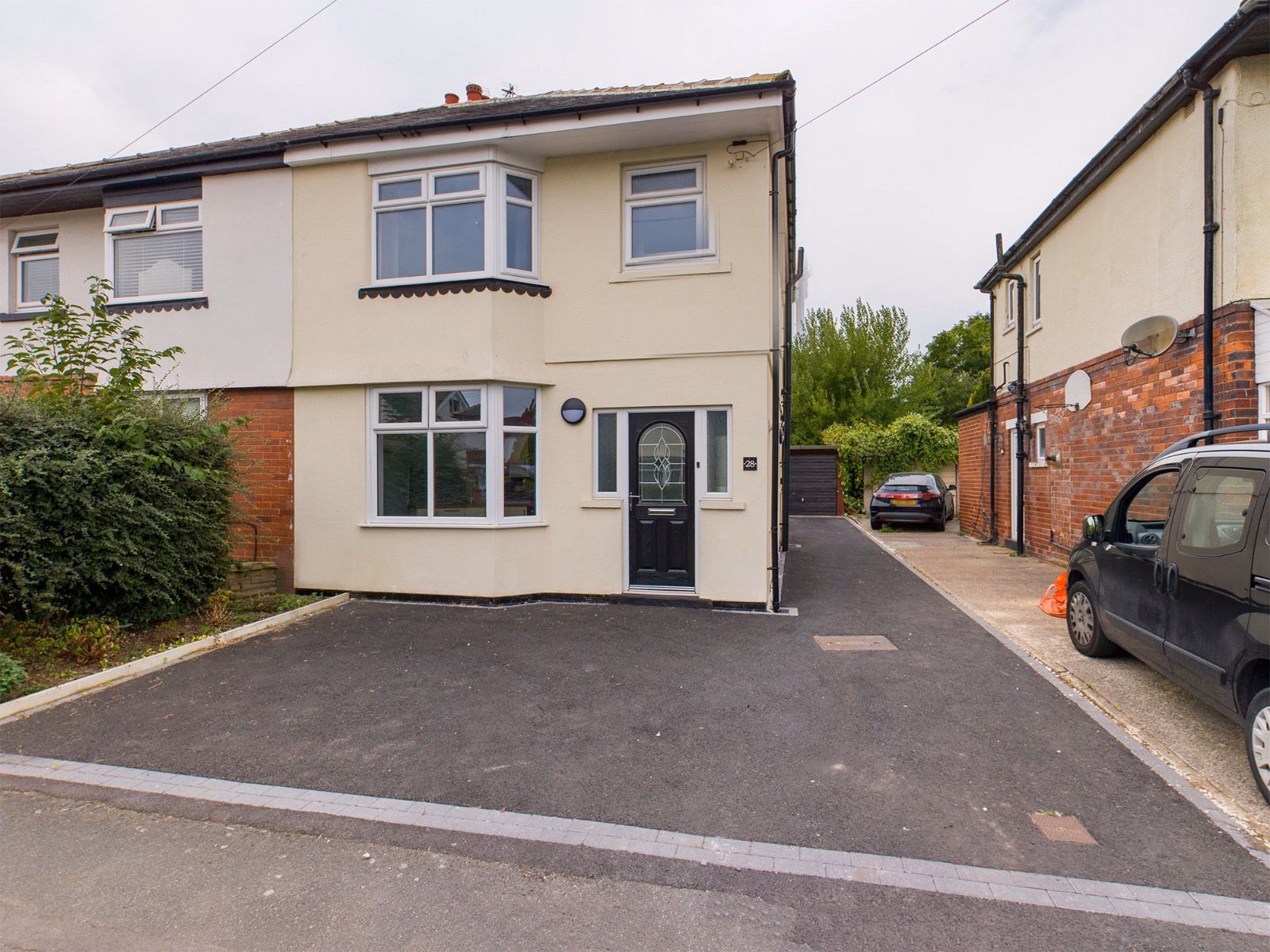 3 bed semidetached house for sale in Willans Avenue, Rothwell, Leeds