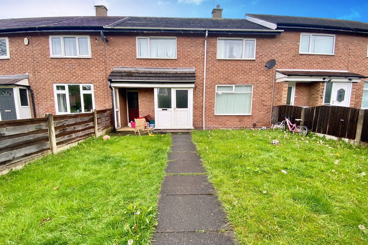 3 bed terraced house for sale in Hooton Way, Handforth, Wilmslow SK9