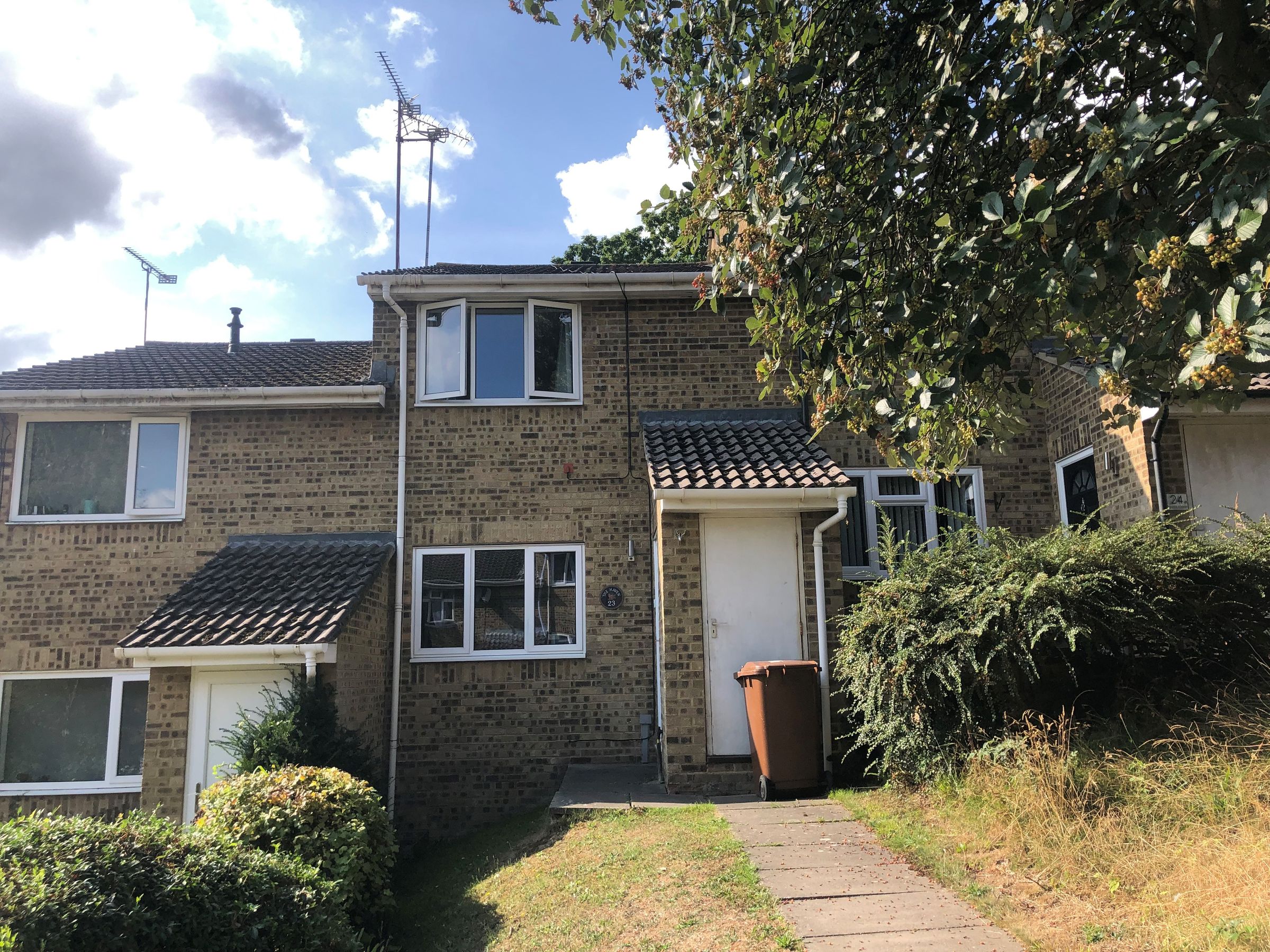 2 bed property to rent in Wyvill Close, Rainham, Gillingham ME8 Zoopla