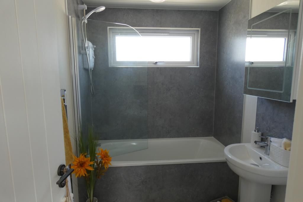 2 bed terraced house to rent in The Park Homes, Milestone Road