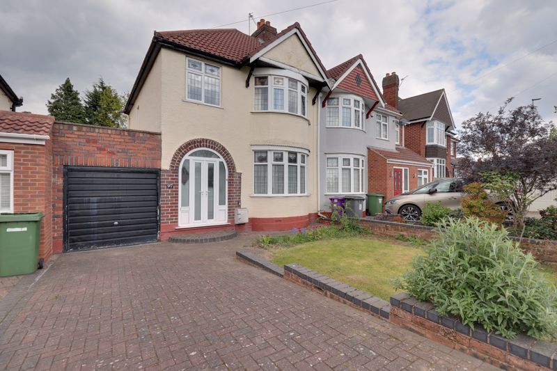 3 bed semidetached house for sale in Deyncourt Road, Wolverhampton