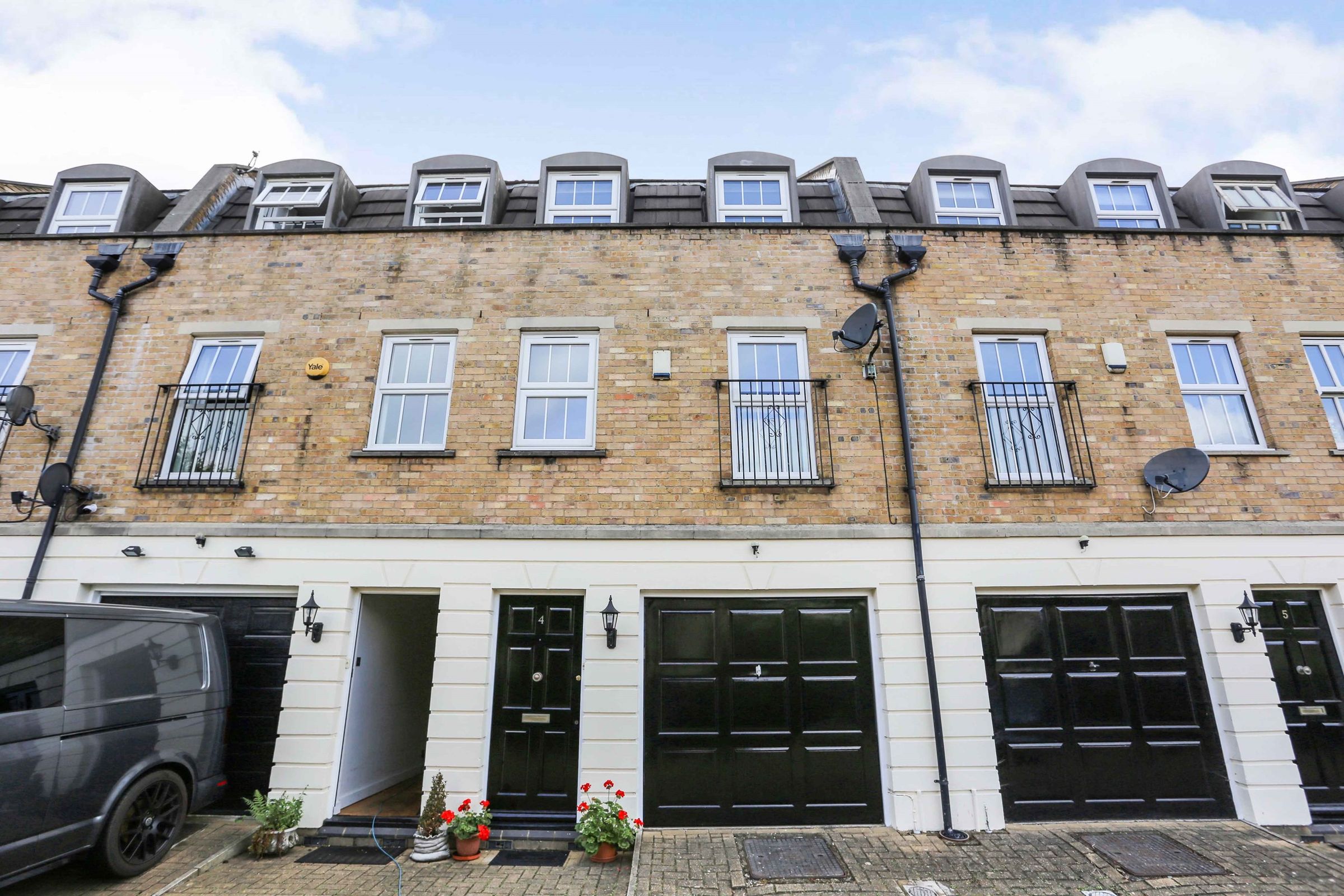 3 bed terraced house to rent in Heritage Court, Trundleys Road, Deptford SE8 Zoopla