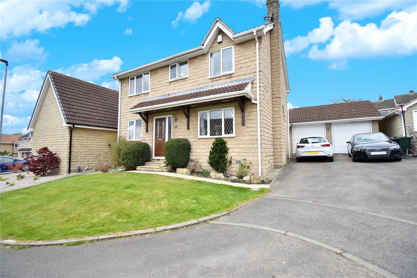4 bed detached house for sale in Stonely Brook, Ravenfield, Rotherham