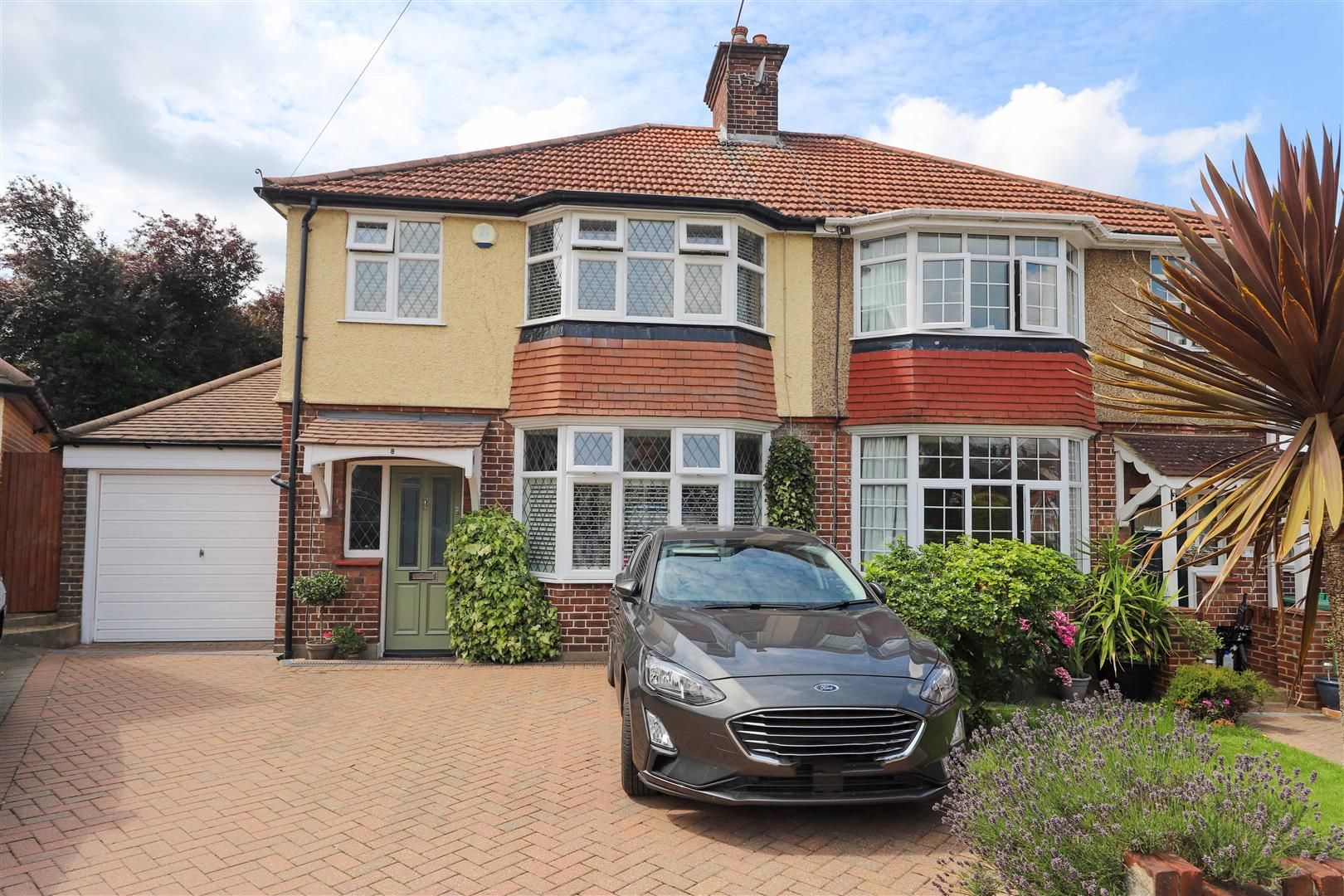 Stratford Avenue, Hillingdon Village UB10  