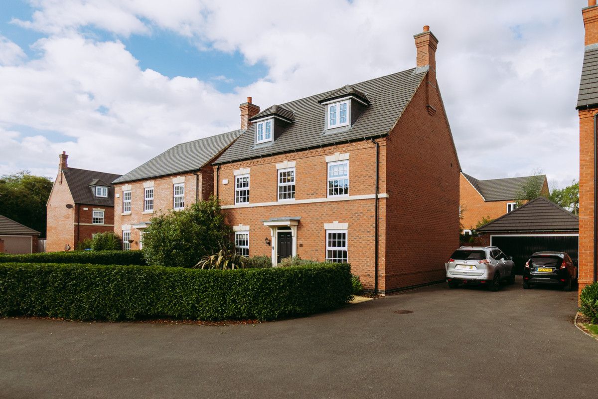 5 bed detached house for sale in Blockley Road, Broughton Astley LE9