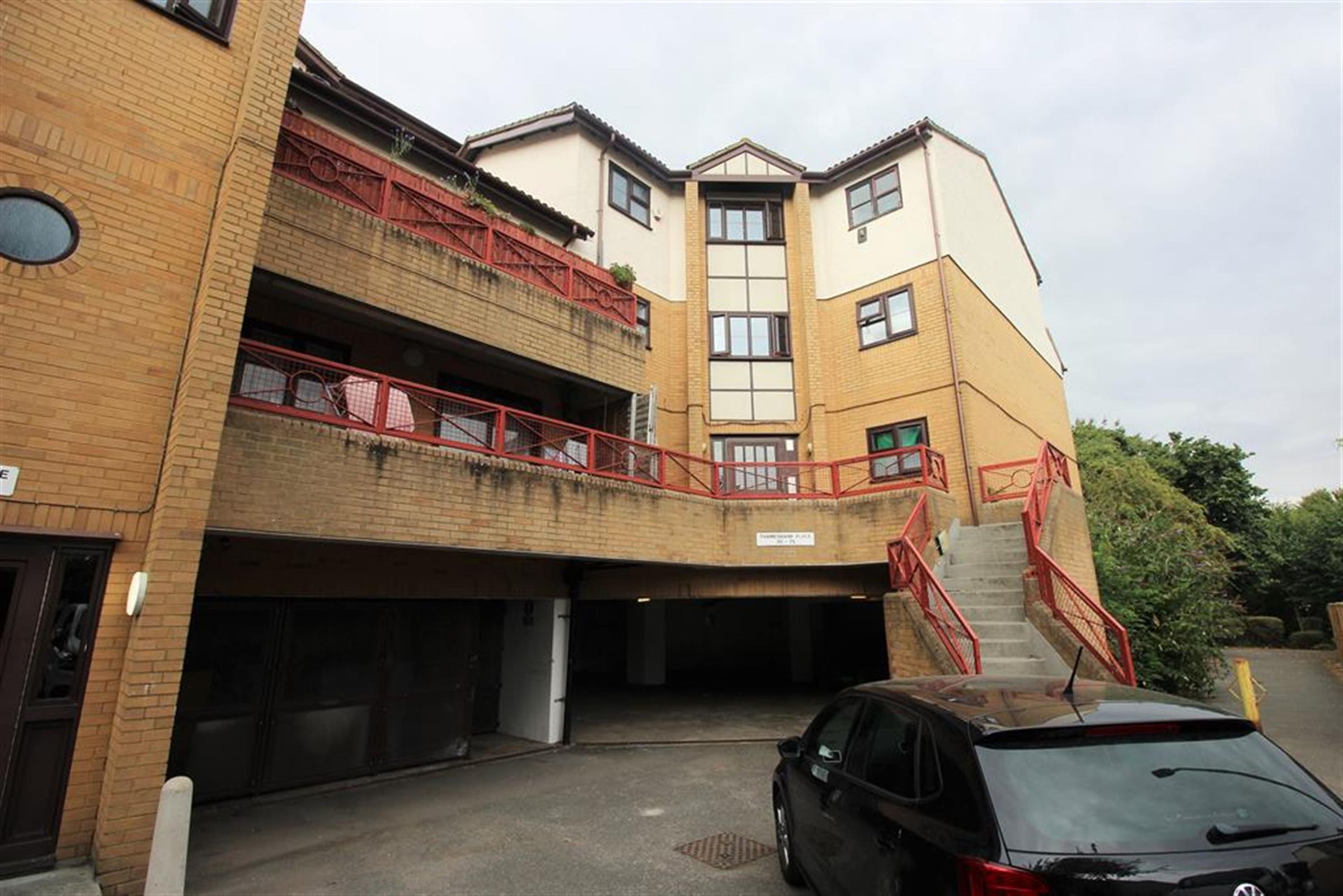 1 bed flat to rent in Thamesbank Place, Thamesmead, London SE28 Zoopla