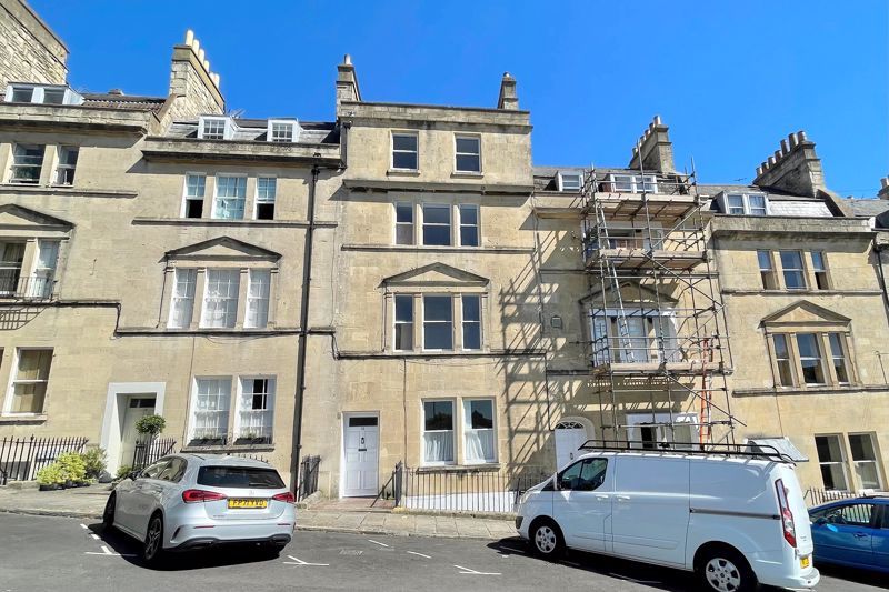 6 bed terraced house for sale in Burlington Street, Bath BA1 Zoopla