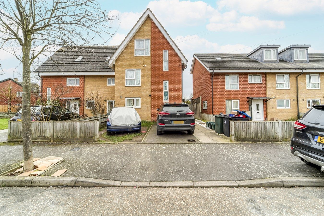 Southampton Gardens Mitcham CR4  