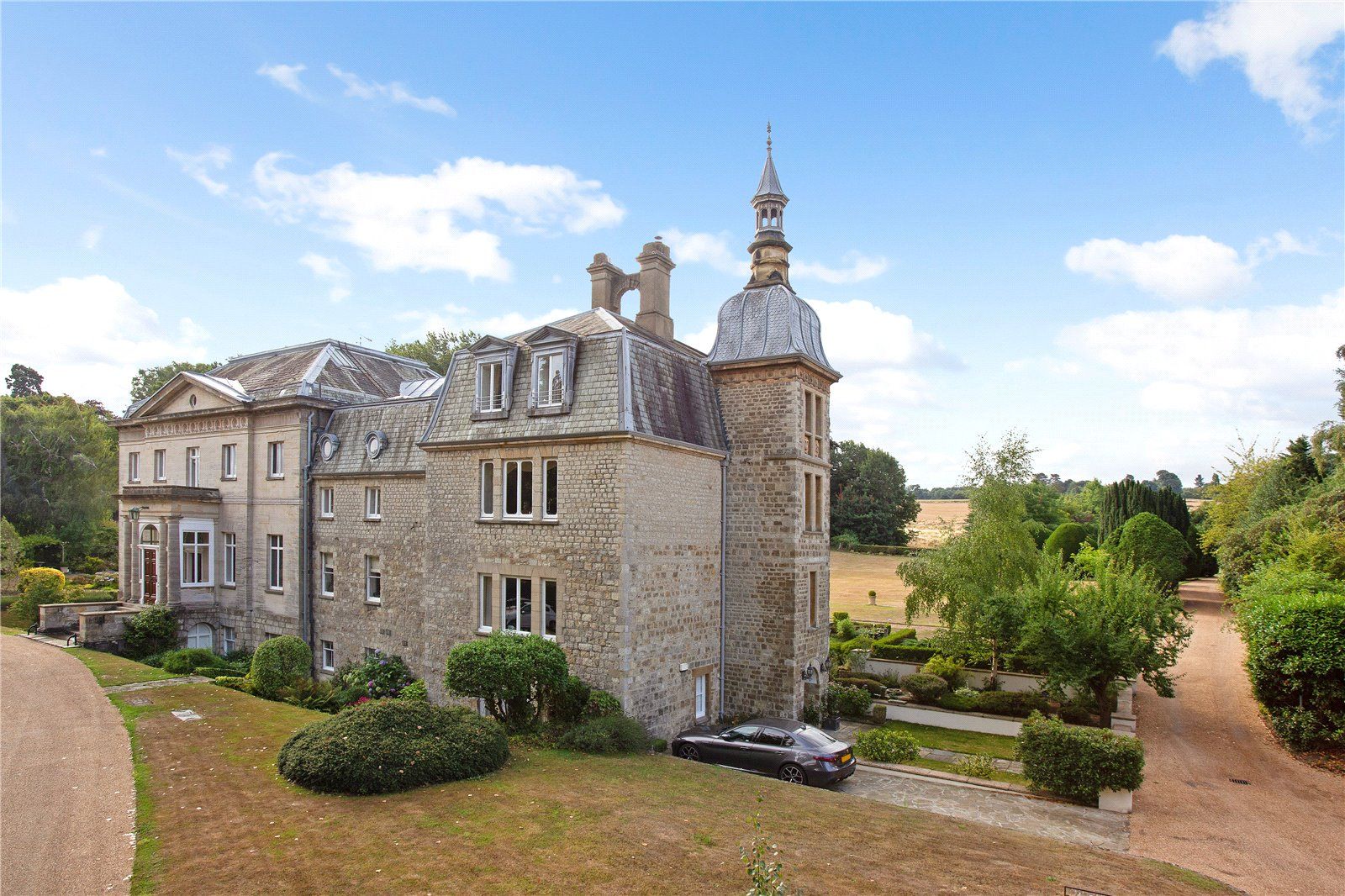 3 bed flat for sale in Brasted Place, High Street, Brasted, Westerham