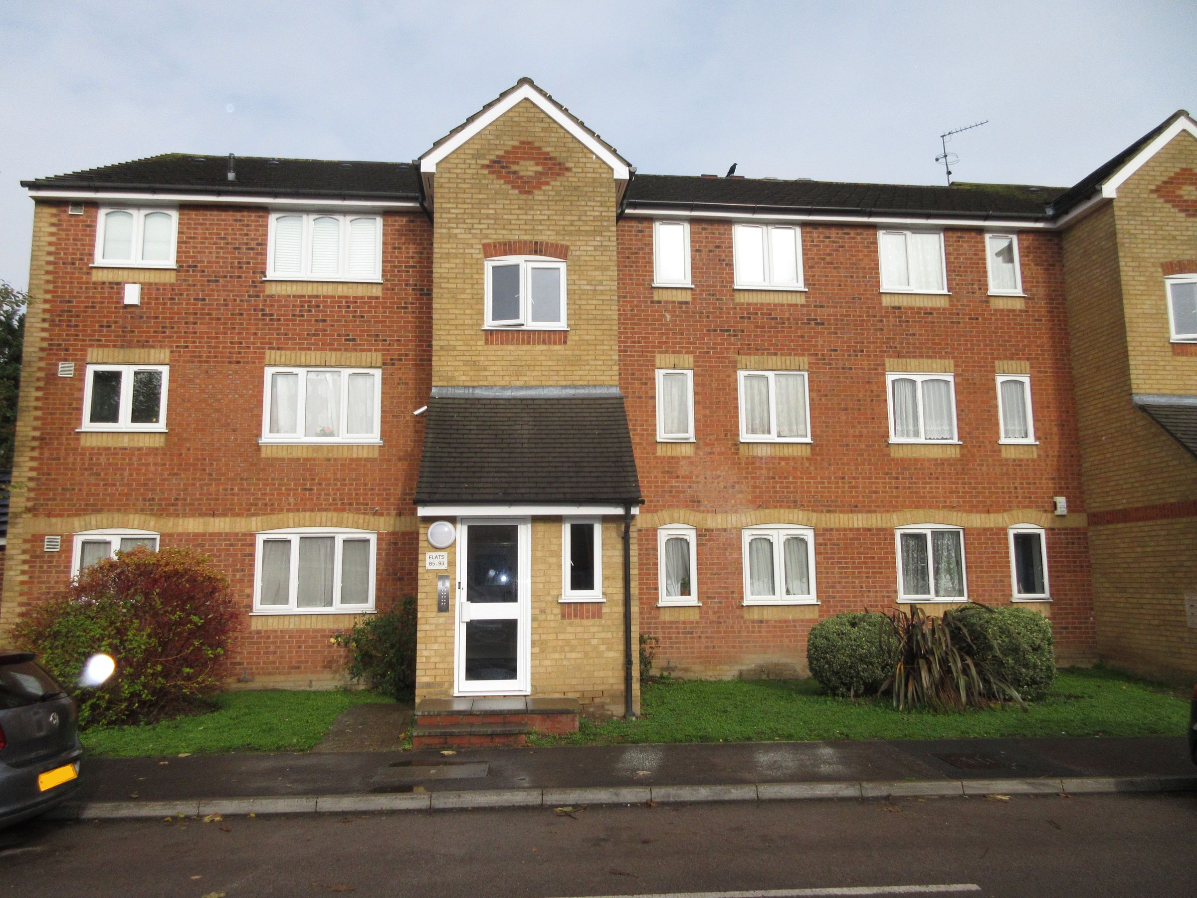 1 bed flat for sale in Burket Close, Norwood Green, Middlesex UB2 Zoopla