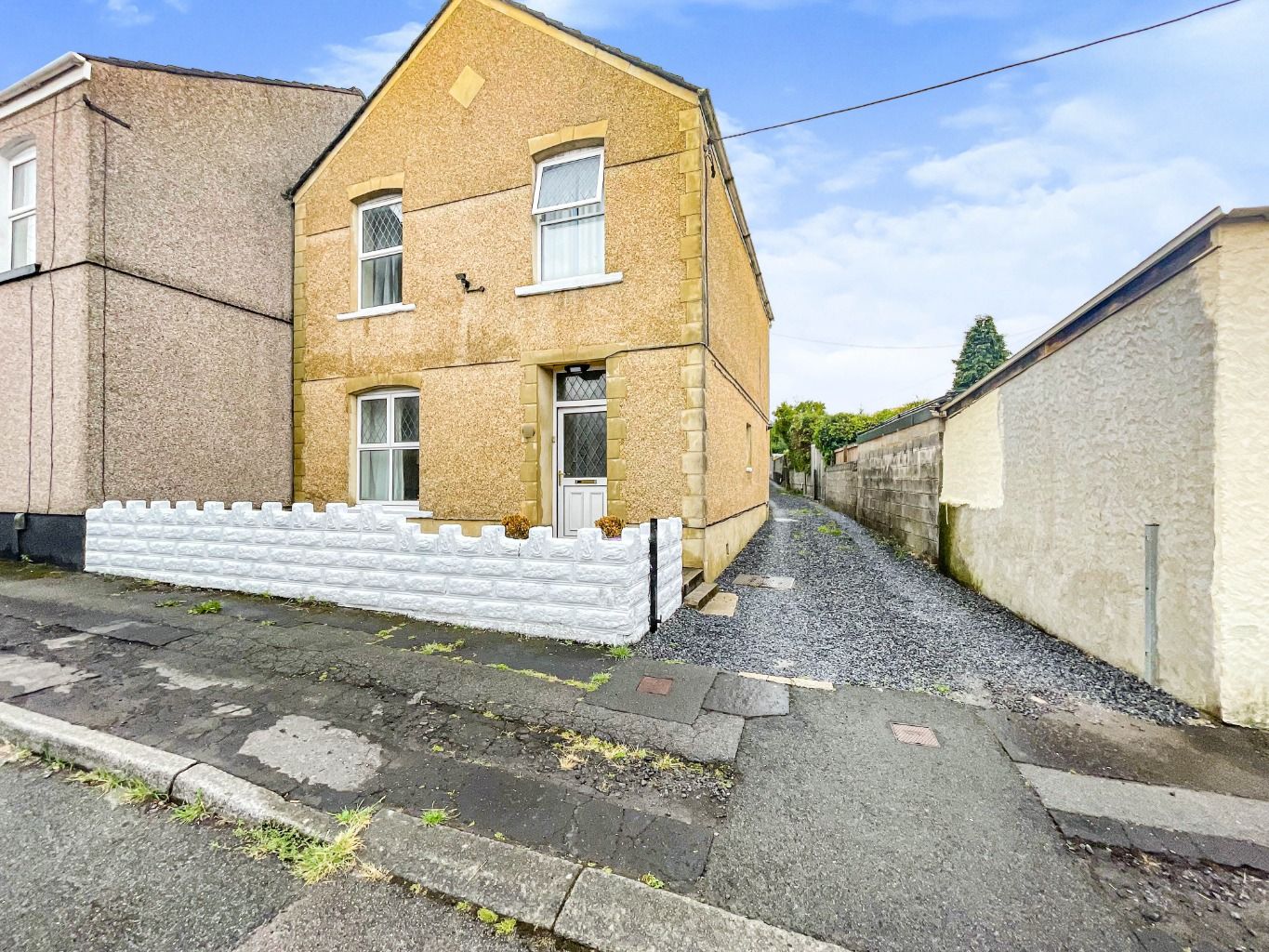 3 bed detached house for sale in Maes Yr Haf Place, Loughor, Swansea