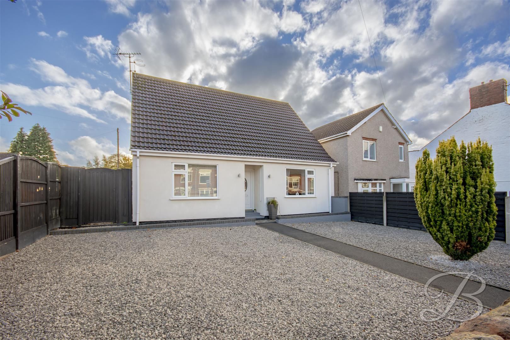 3 bed detached bungalow for sale in Mansfield Road, Skegby, SuttonIn