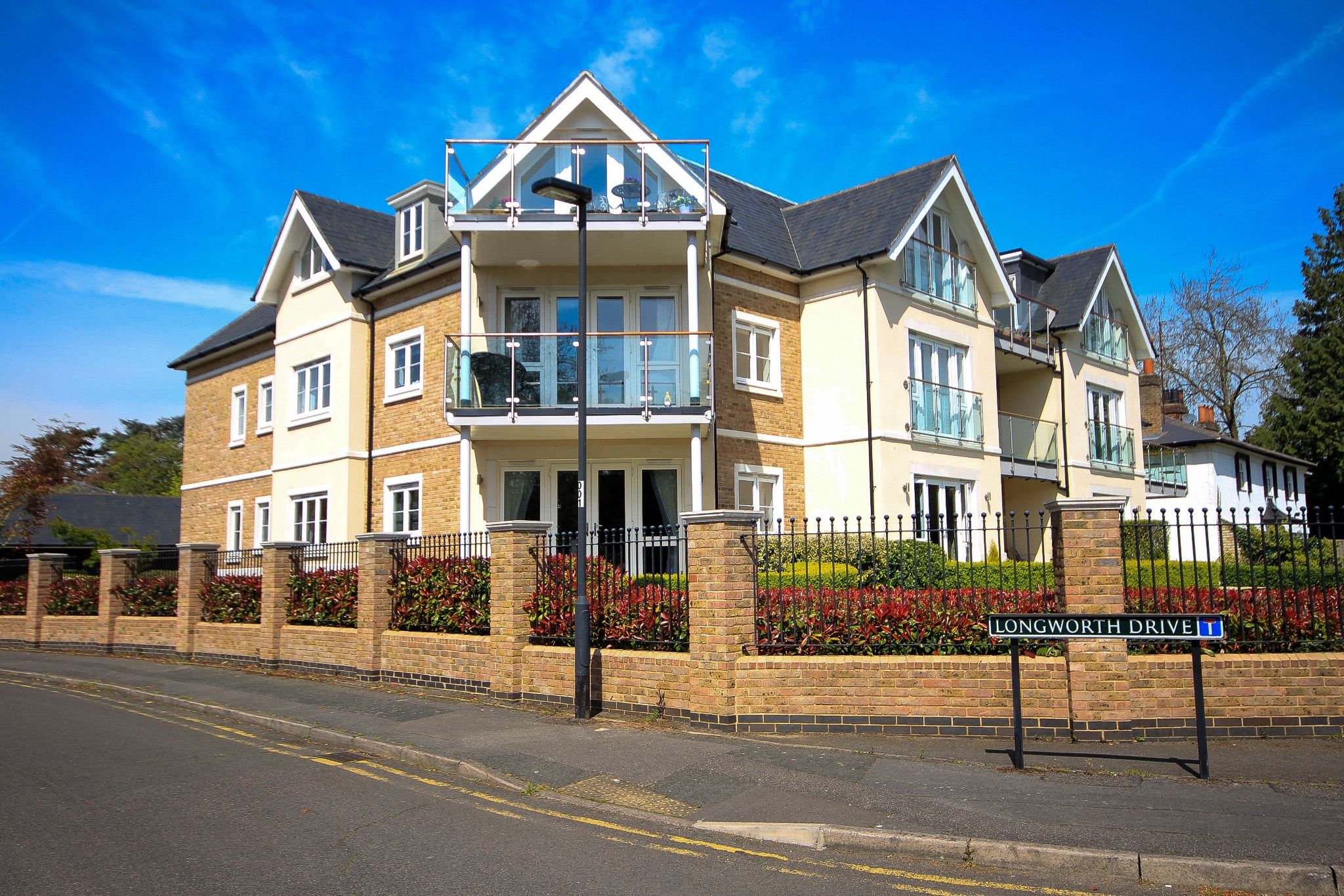 2 bed flat for sale in Longworth Drive, Maidenhead SL6 Zoopla