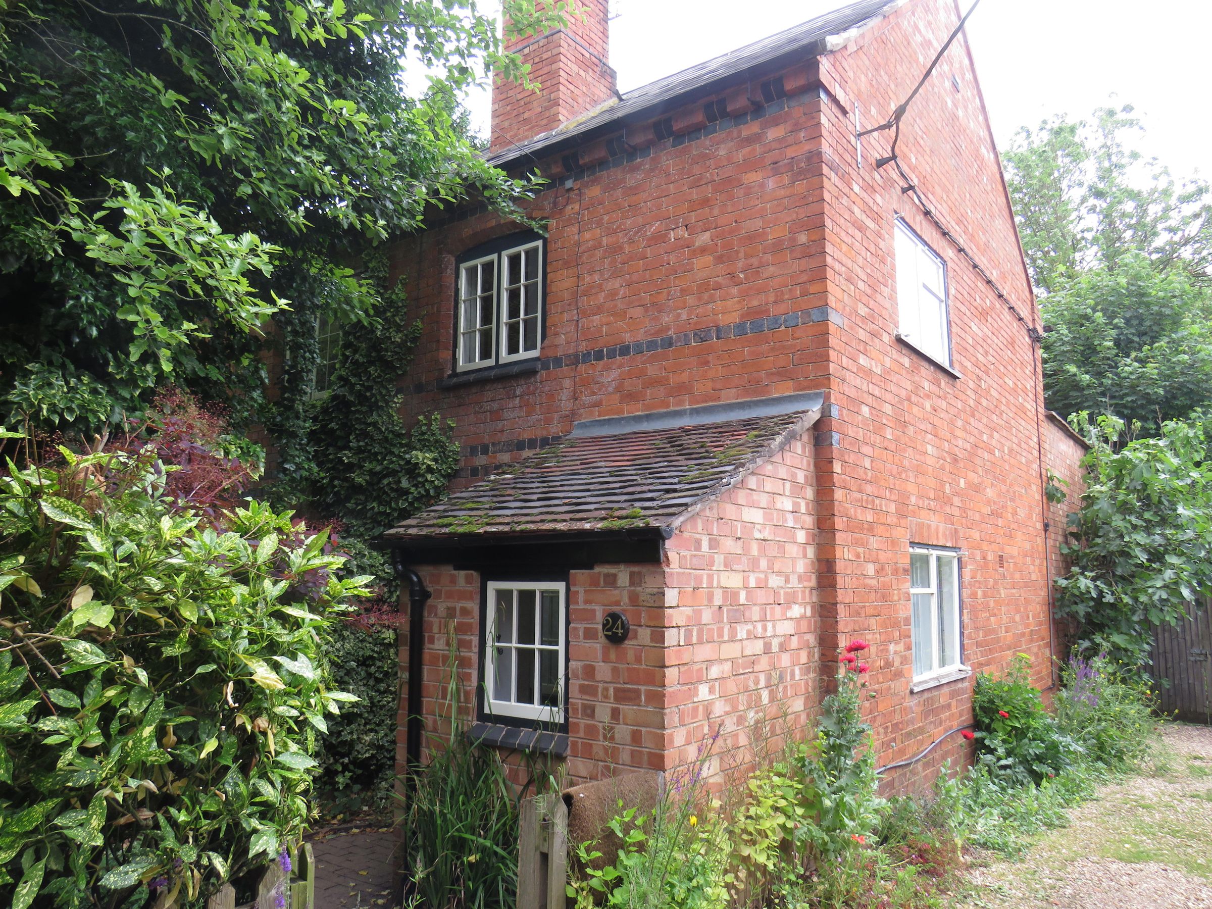 2 bed cottage to rent in Church Walk, Wellesbourne, Warwick CV35 Zoopla