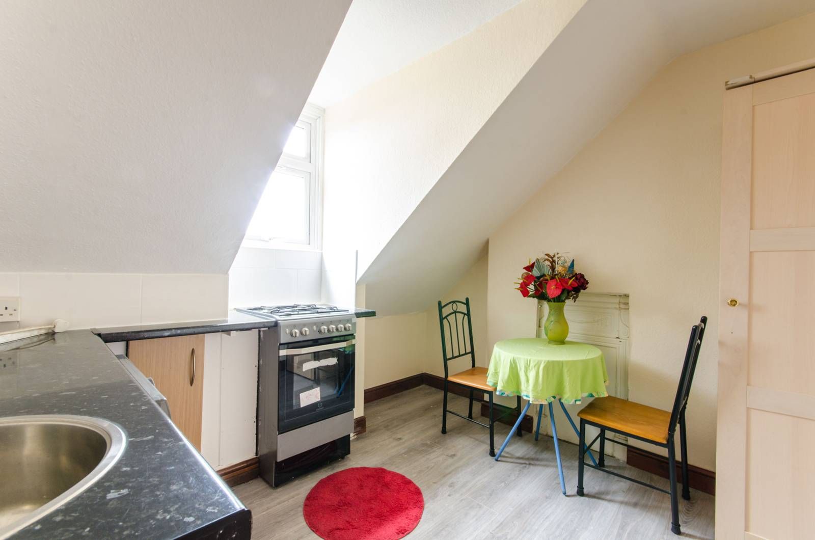1 bed flat to rent in St James's Street, Walthamstow, London E17 Zoopla