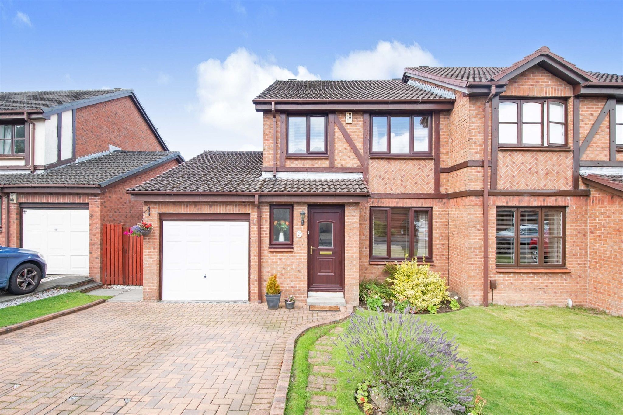 3 bed semidetached house for sale in Sandielands Avenue, Erskine PA8