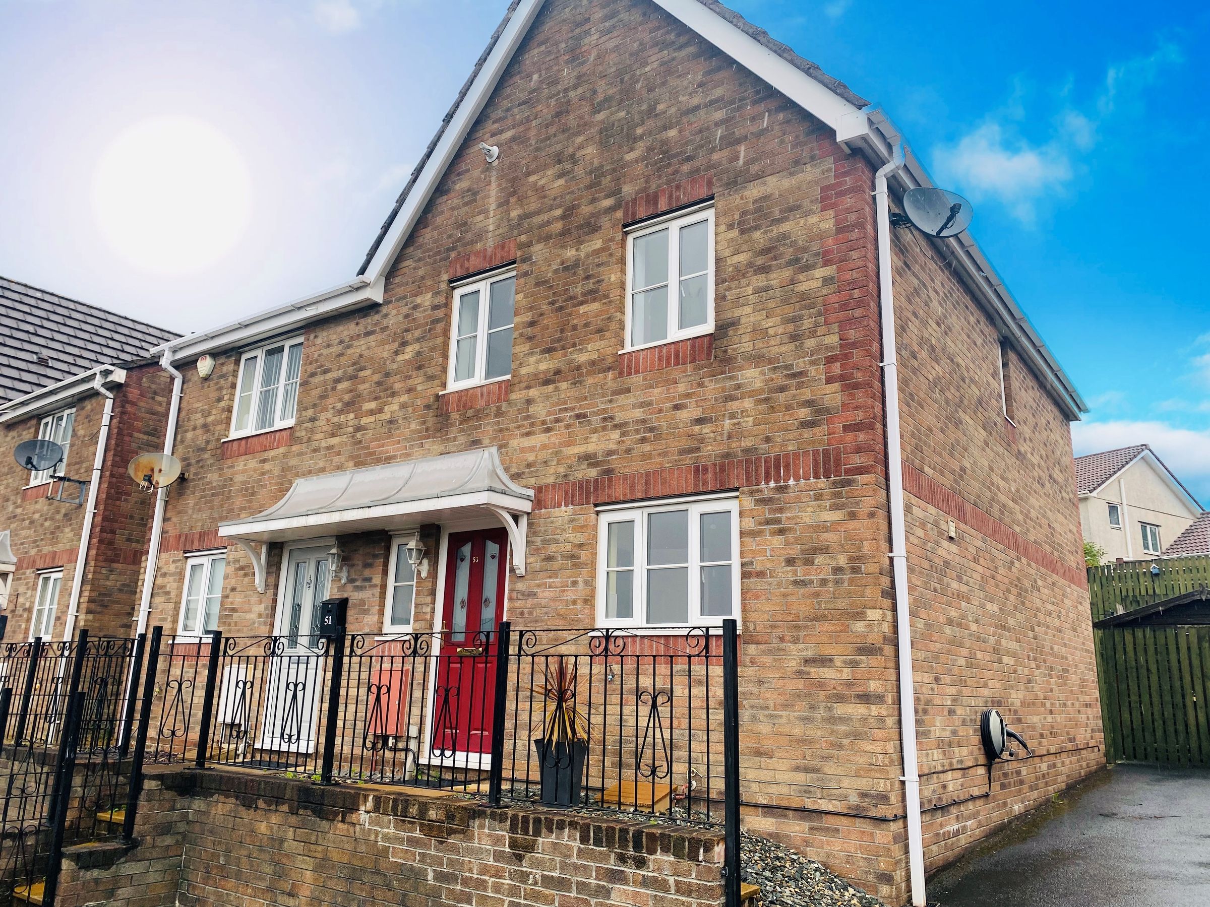 3 bed property to rent in Heol Barcud, Birchgrove, Swansea SA7 Zoopla