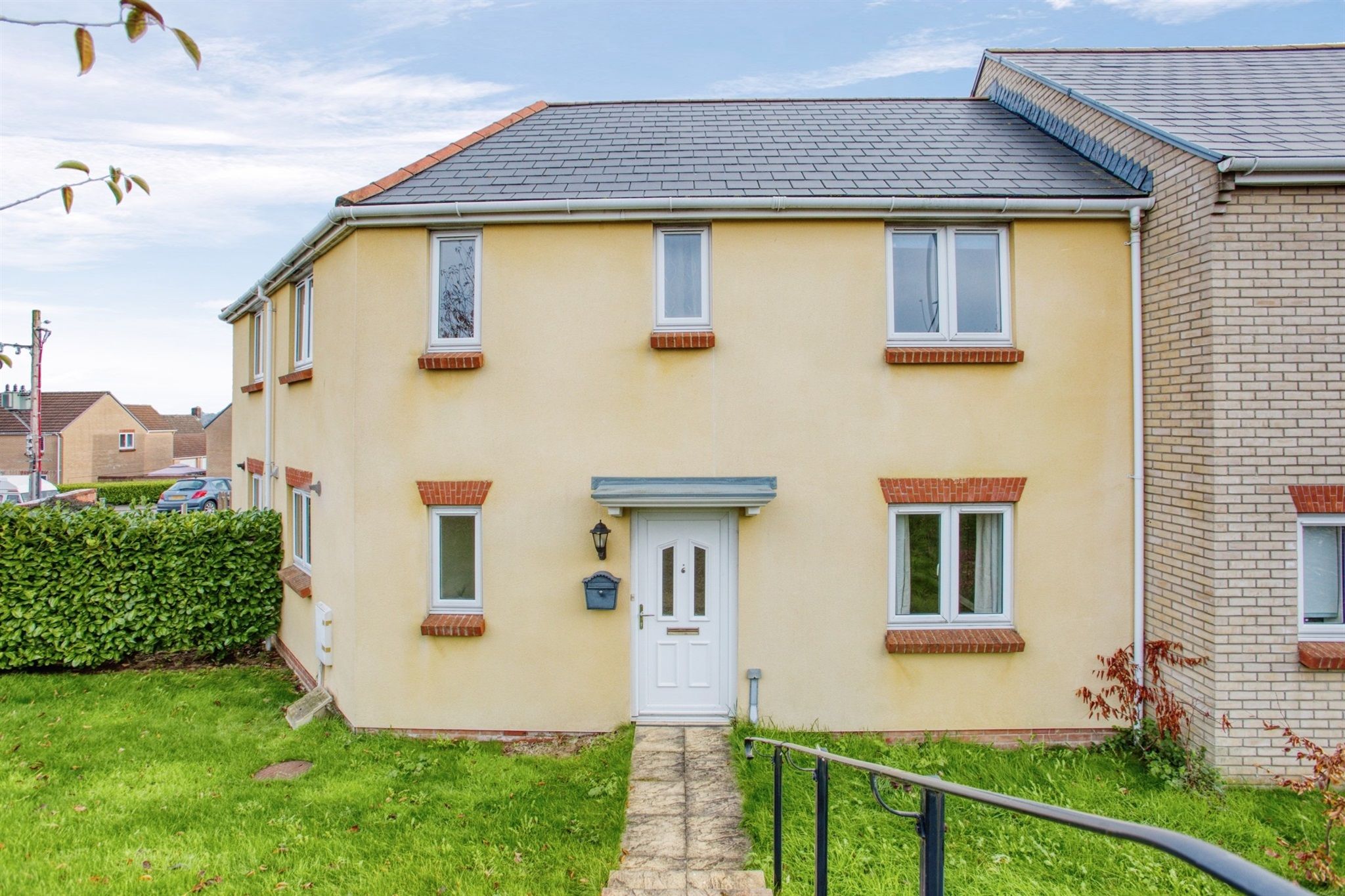 3 bed property to rent in Monarch Road, Crewkerne TA18 Zoopla