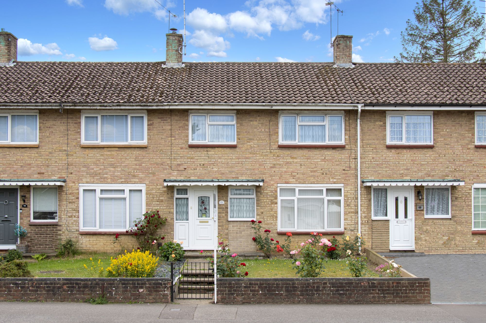 3 bed terraced house for sale in Ashdown Drive, Crawley RH10 Zoopla