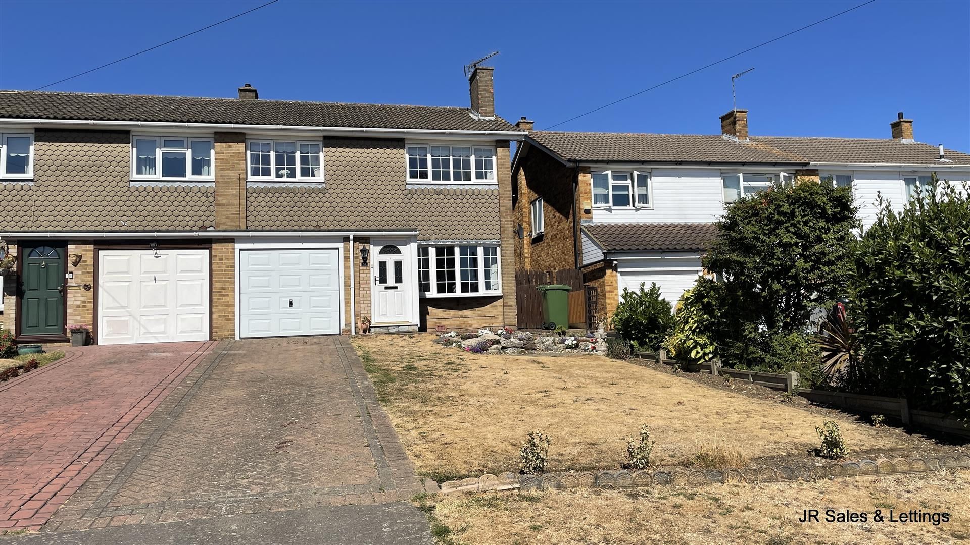 3 bed semidetached house for sale in Hammondstreet Road, Cheshunt, Waltham Cross EN7 Zoopla