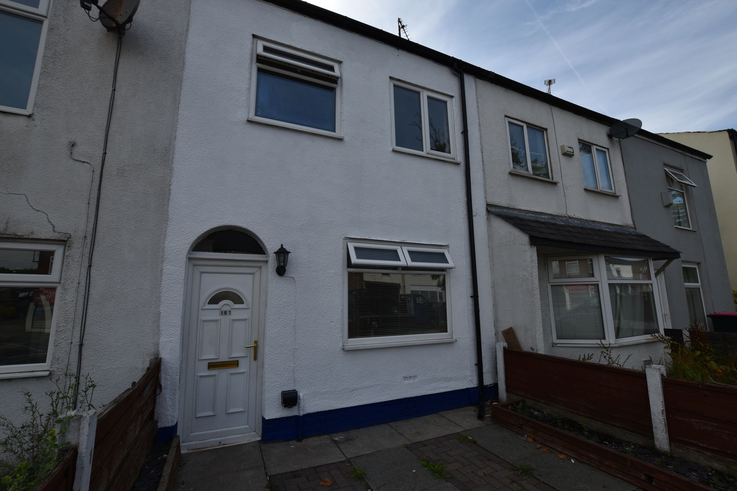 2 bed terraced house to rent in Bolton Road, Worsley, Manchester M28