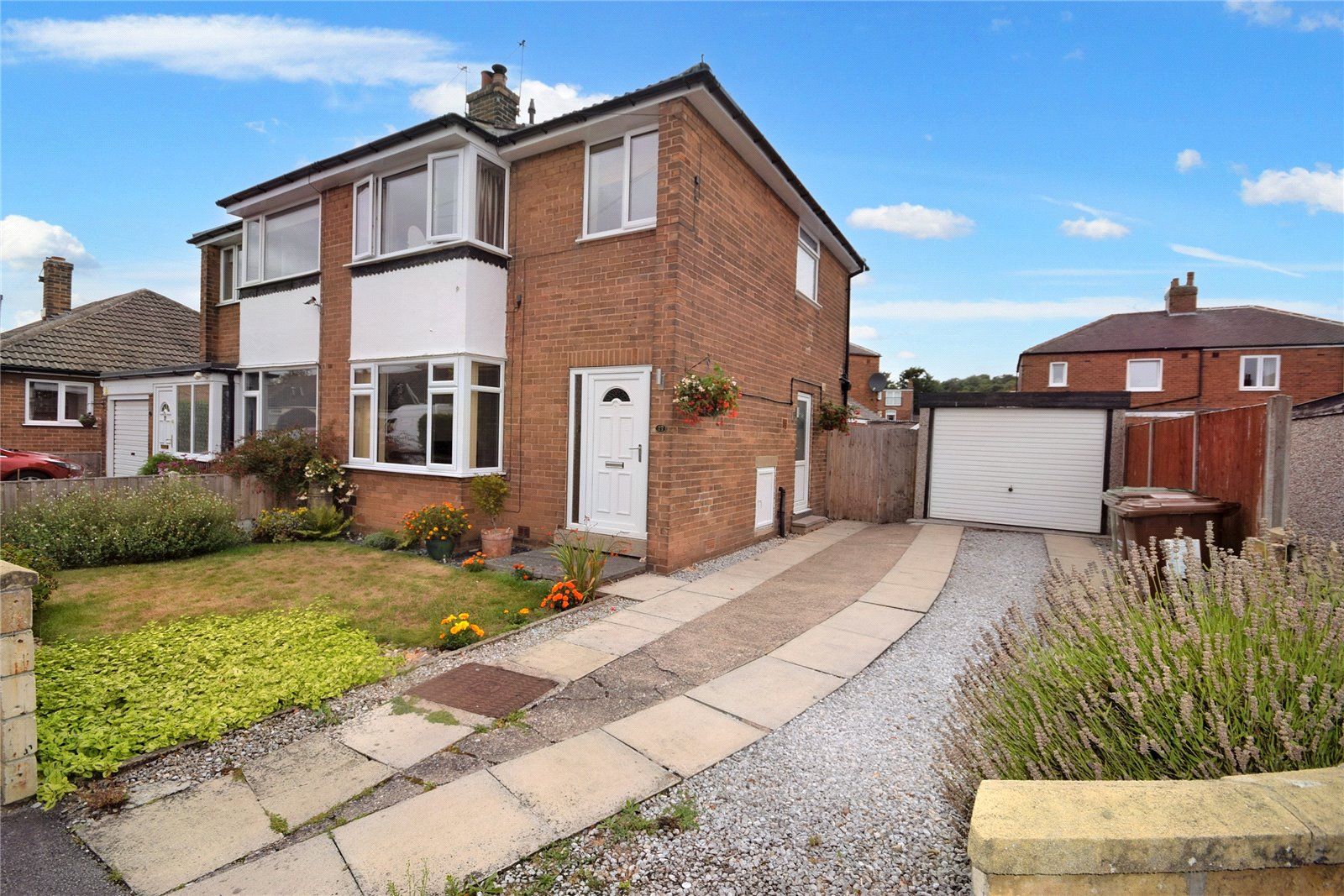 3 bed semidetached house for sale in Holmfield Grove, Wakefield, West Yorkshire WF2 Zoopla