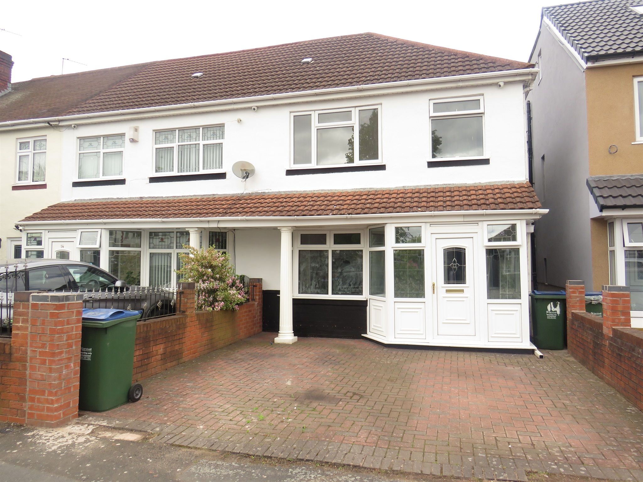 3 bed semidetached house for sale in Constance Avenue, West Bromwich