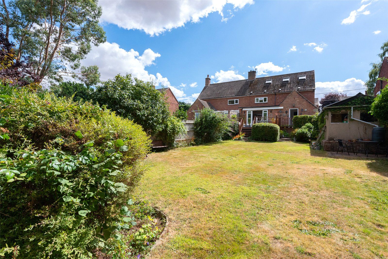 4 bed semidetached house for sale in Coppice Road, Kingsclere, Newbury