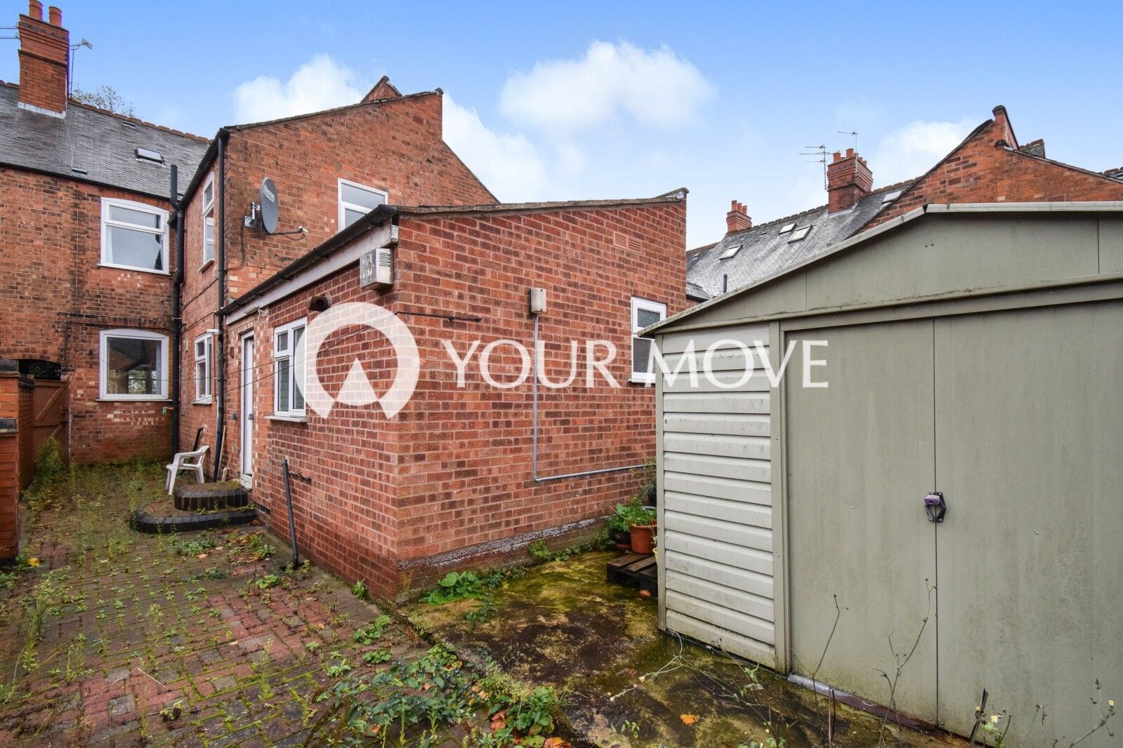 4 bed terraced house for sale in Mere Road, Leicester, Leicestershire