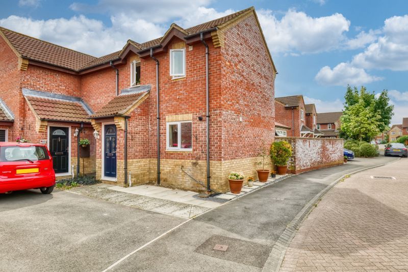 3 bed semidetached house for sale in Primrose Drive, Melksham SN12