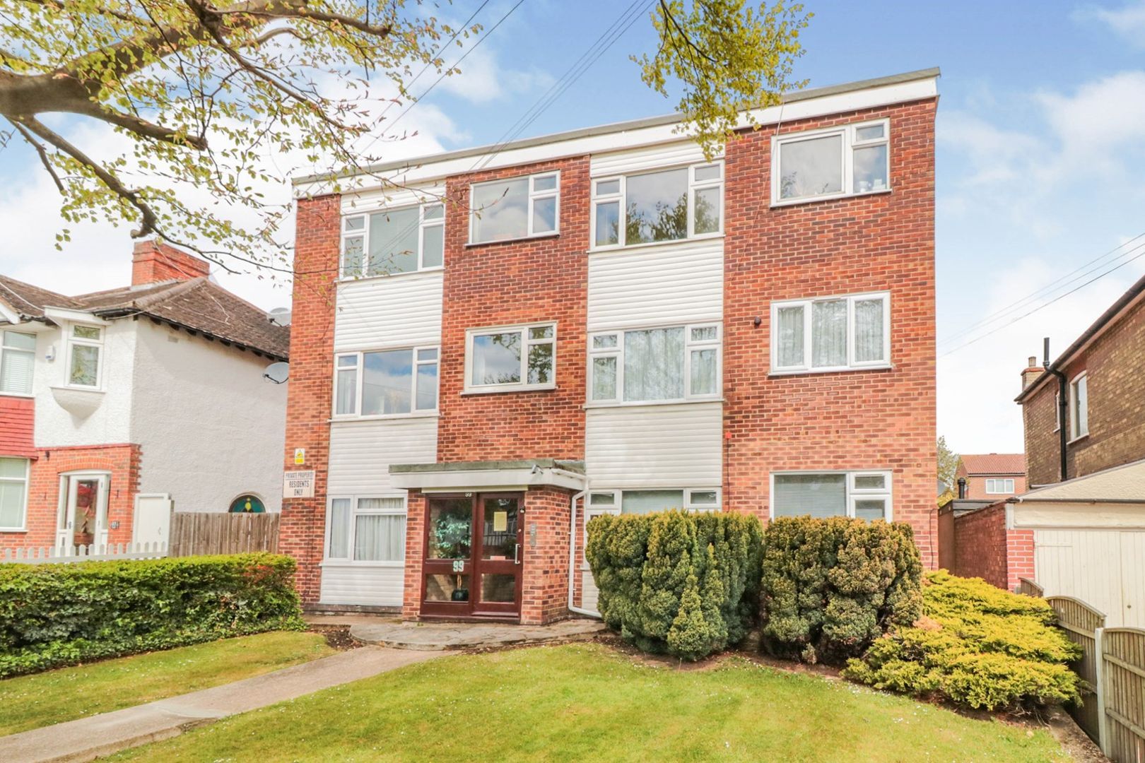 2 bed flat for sale in 99 Handsworth Avenue, Highams Park E4 Zoopla