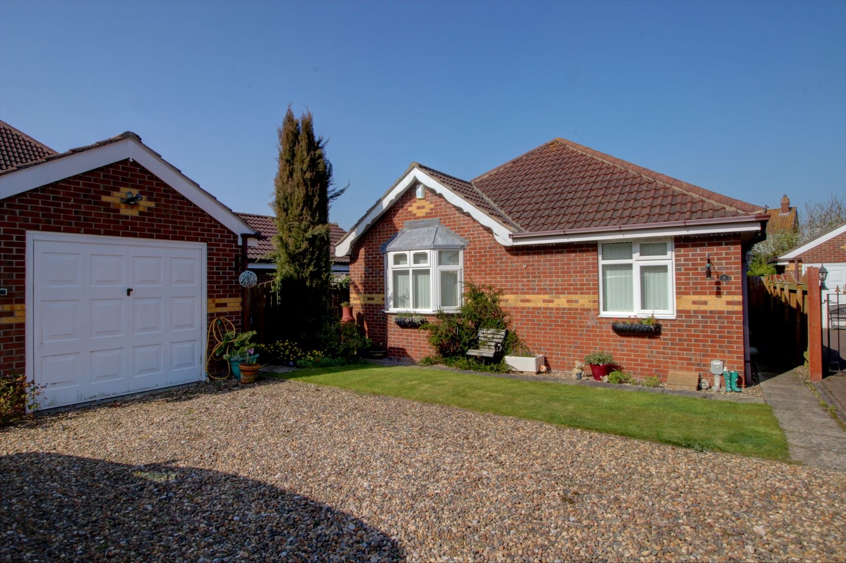 3 bed detached bungalow for sale in Hawthorn Close, Burstwick, Hull