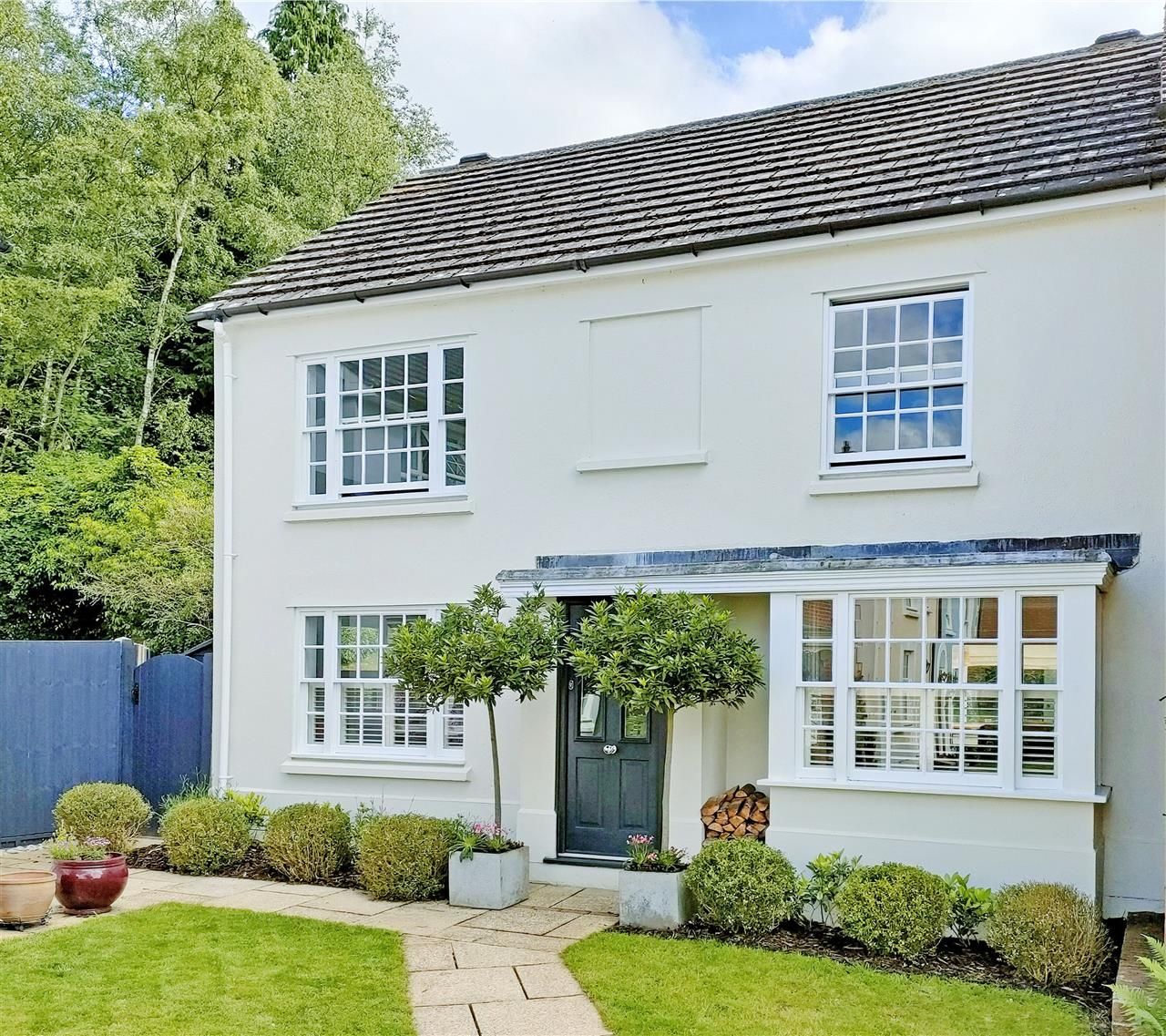 4 bed property for sale in Pear Tree Cottage, 103 Poplar Way, Midhurst