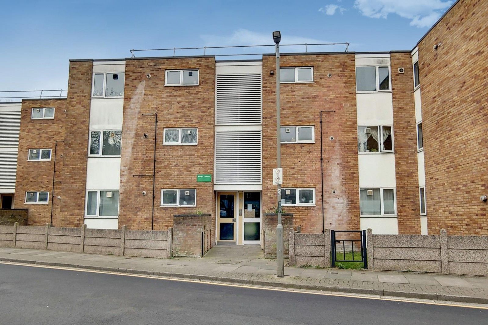 Ashley Crescent, Battersea SW11  