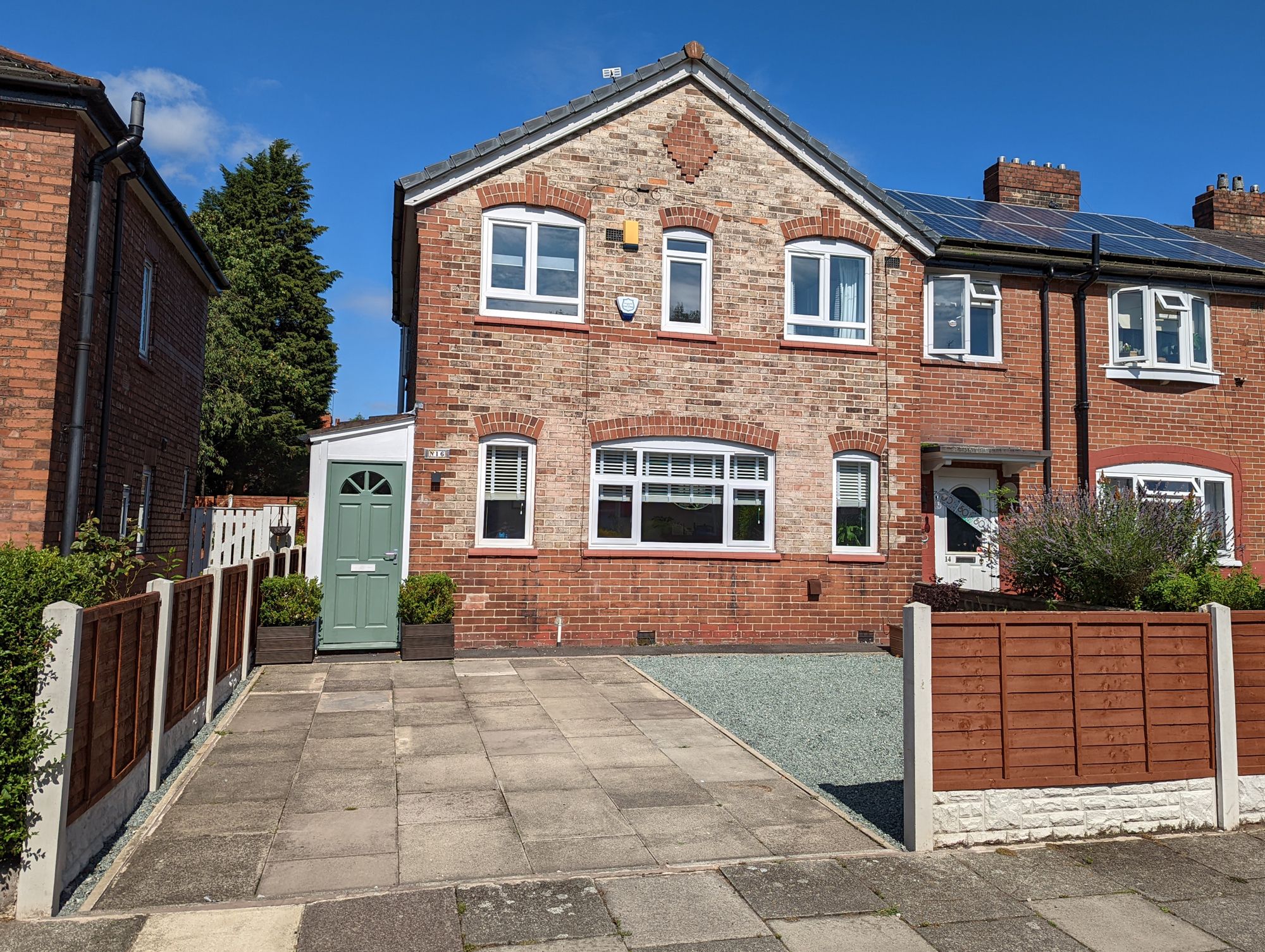 3 bed end terrace house for sale in Barlow Hall Road, Chorlton Cum