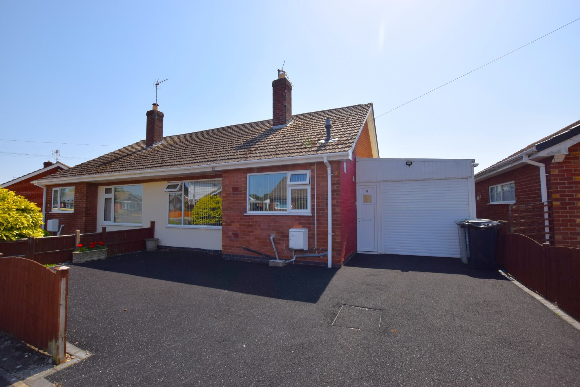 2 bed semidetached bungalow for sale in Dutton Avenue, Skegness PE25