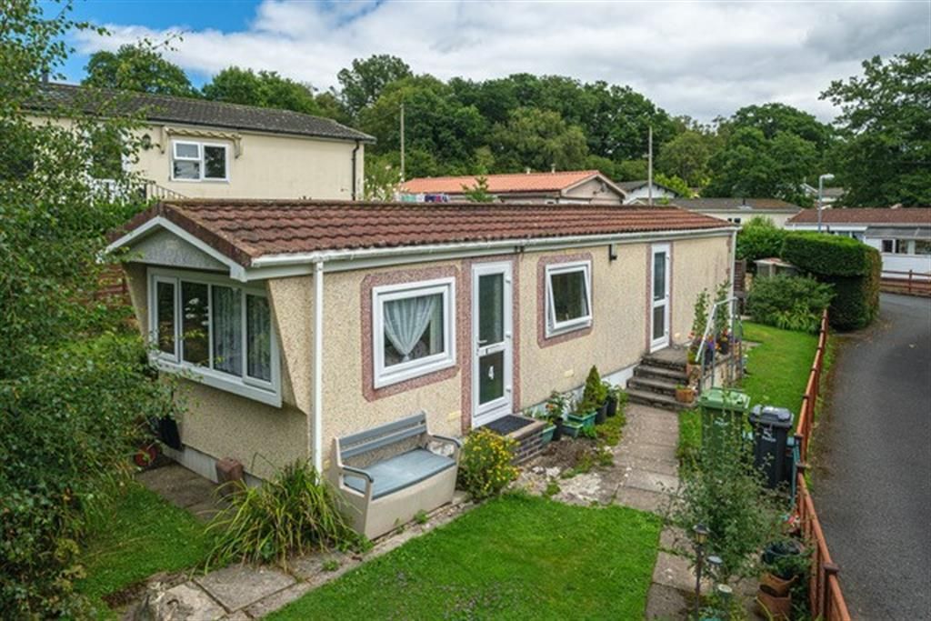 2 bed mobile/park home for sale in Squirrel Way, Caerwnon Park, Builth
