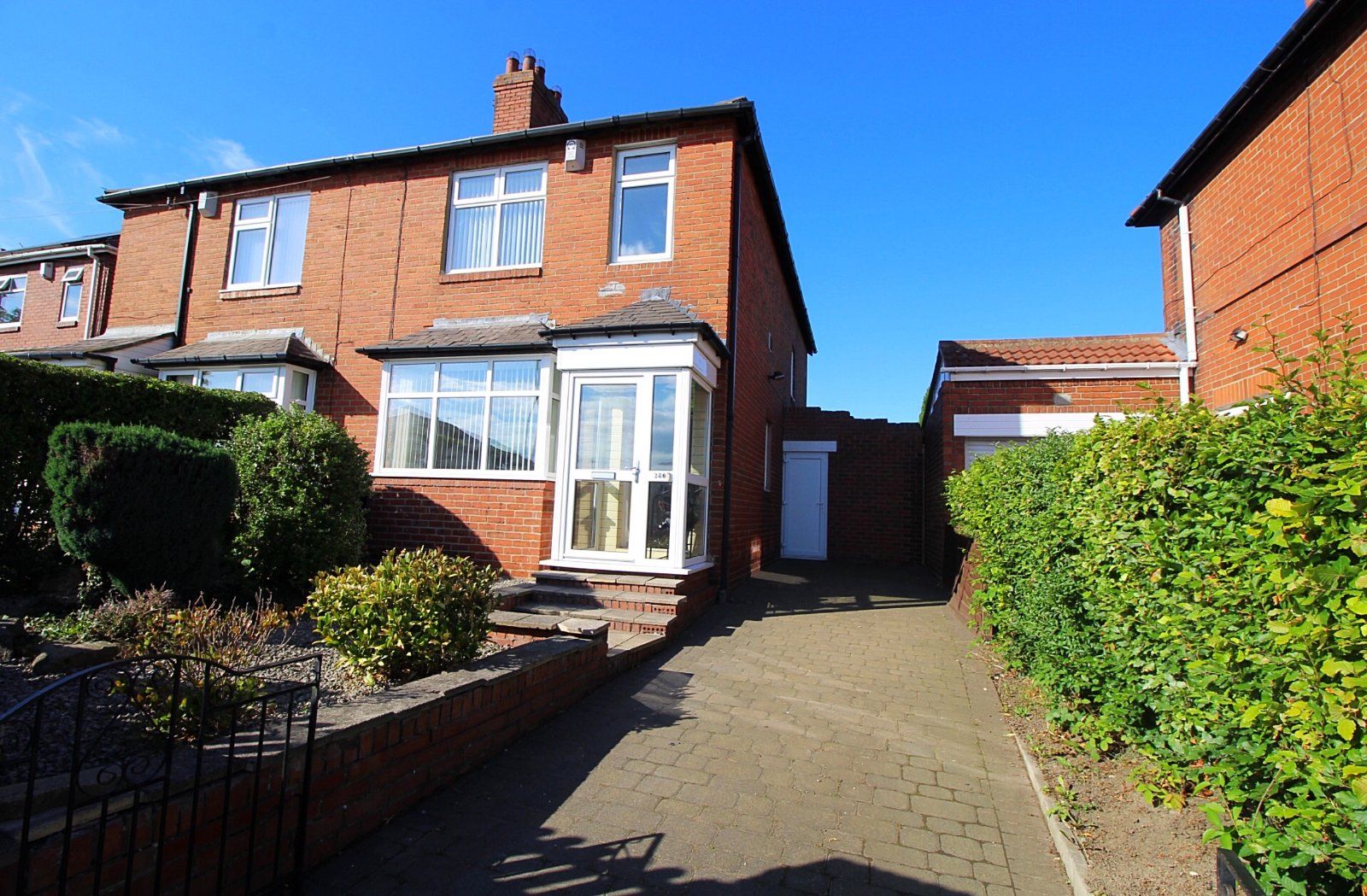 3 bed semidetached house for sale in Stamfordham Road, Newcastle Upon