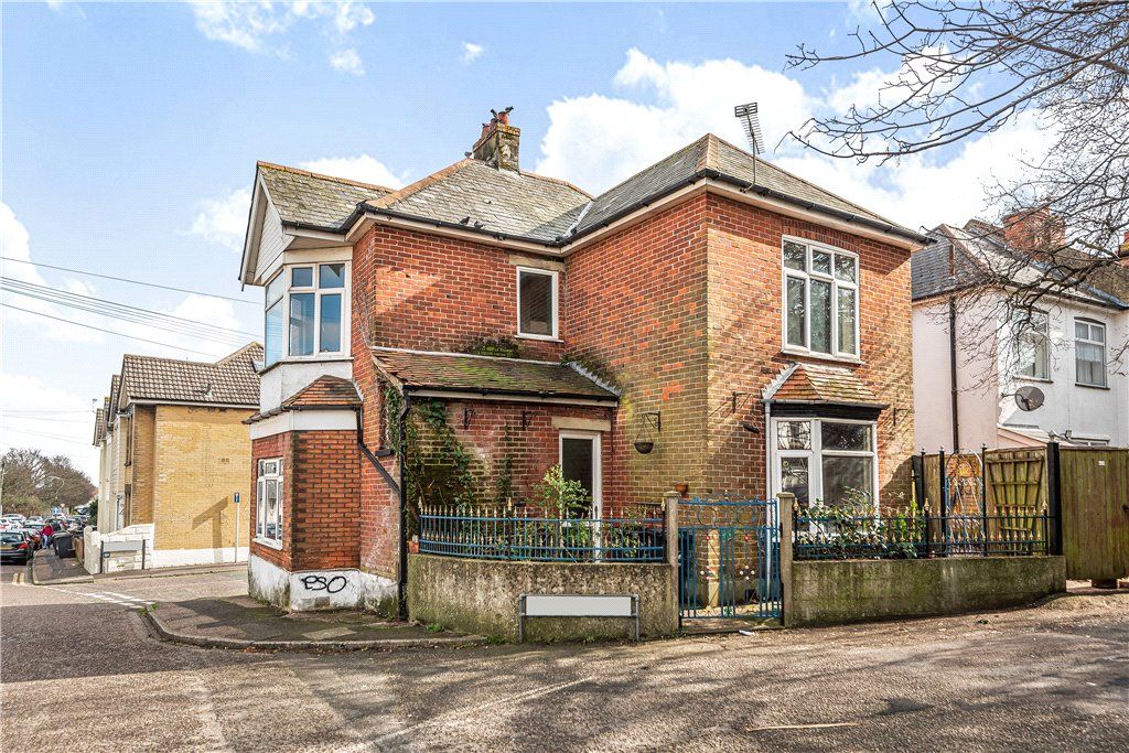 4 bed detached house for sale in Stourvale Road, Southbourne